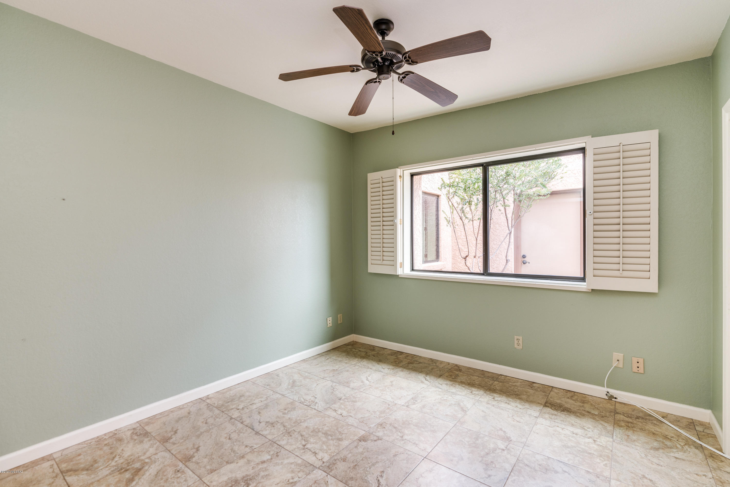 4361 N Camino Ferreo