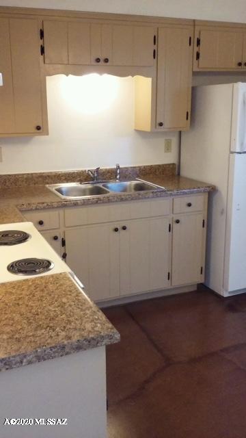 3612 E Monte Vista Drive