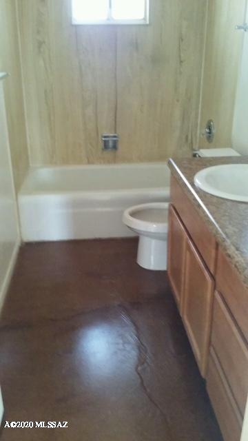 3612 E Monte Vista Drive