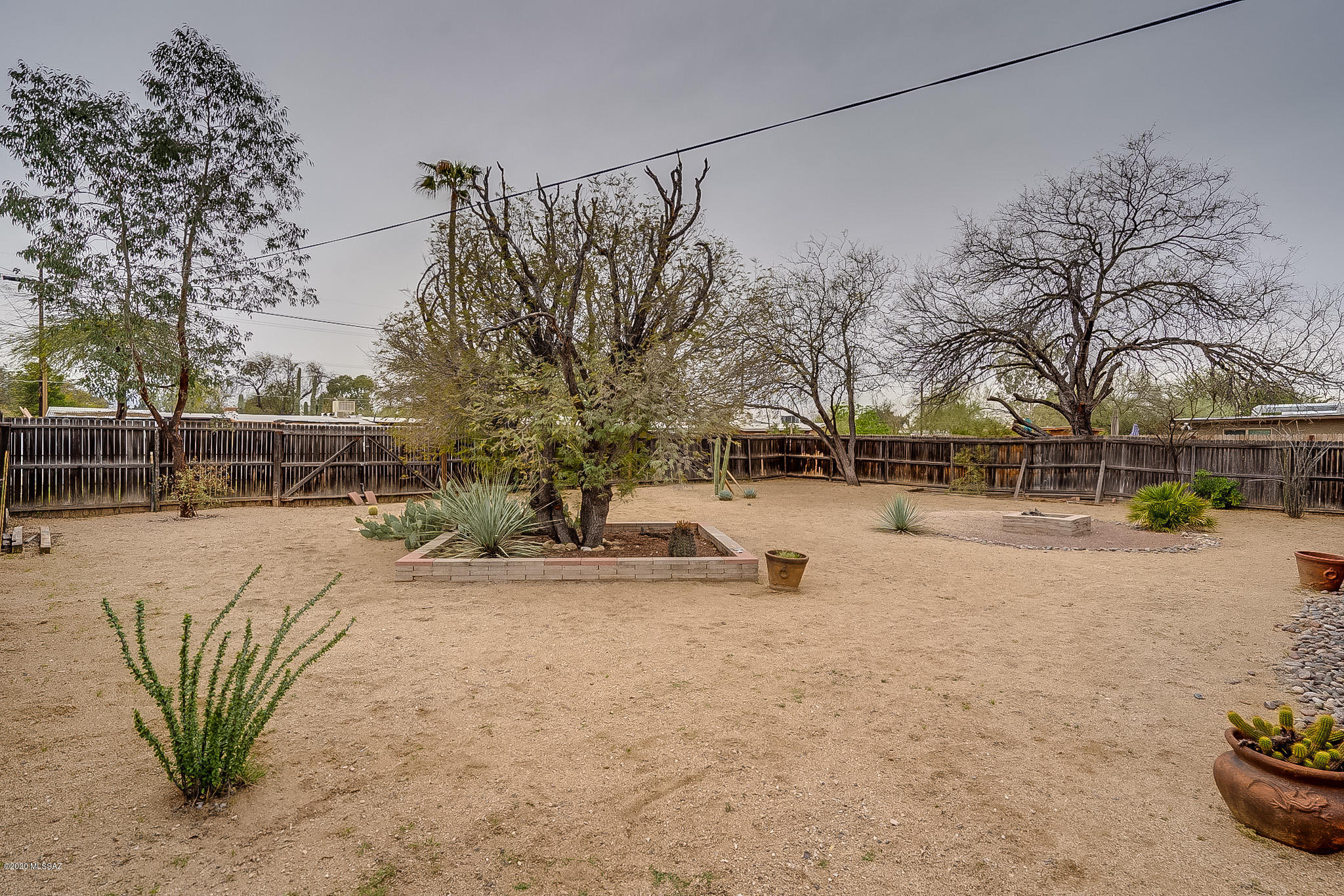 5732 E Mabel Street