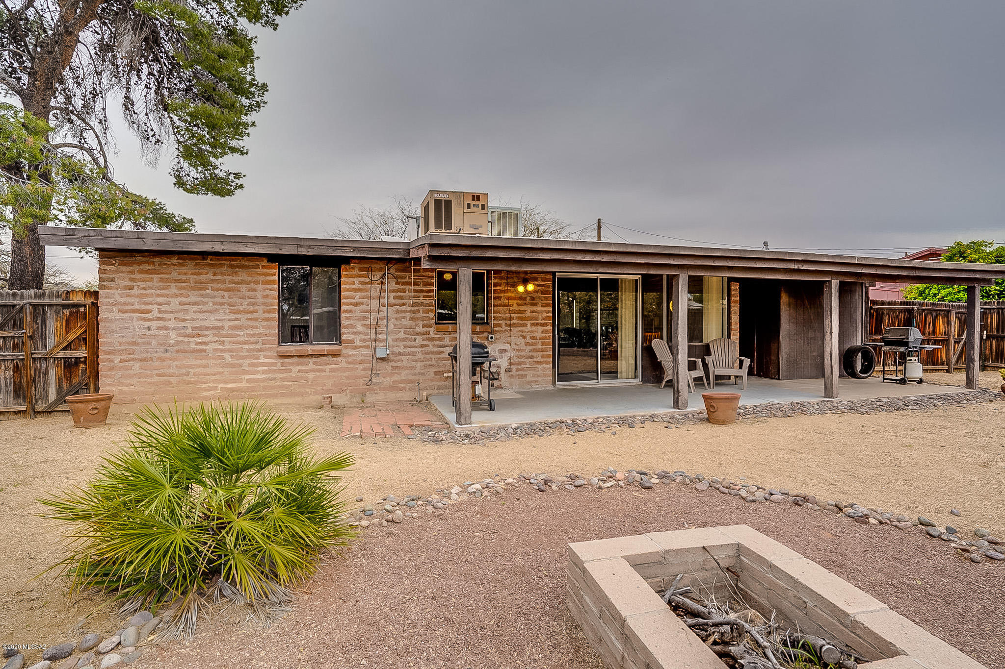 5732 E Mabel Street