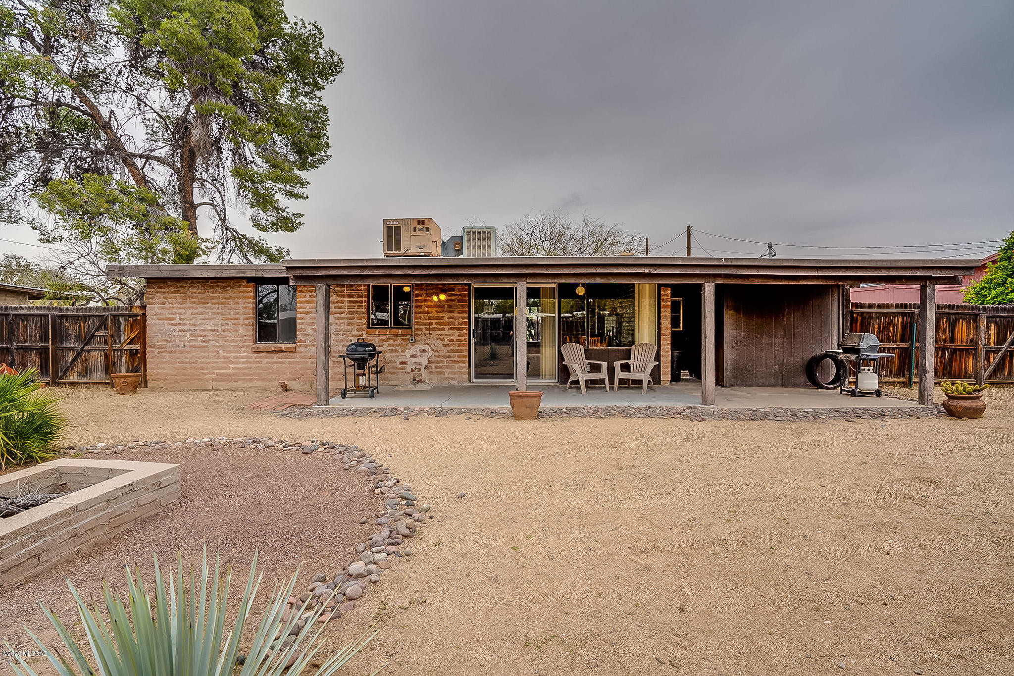 5732 E Mabel Street
