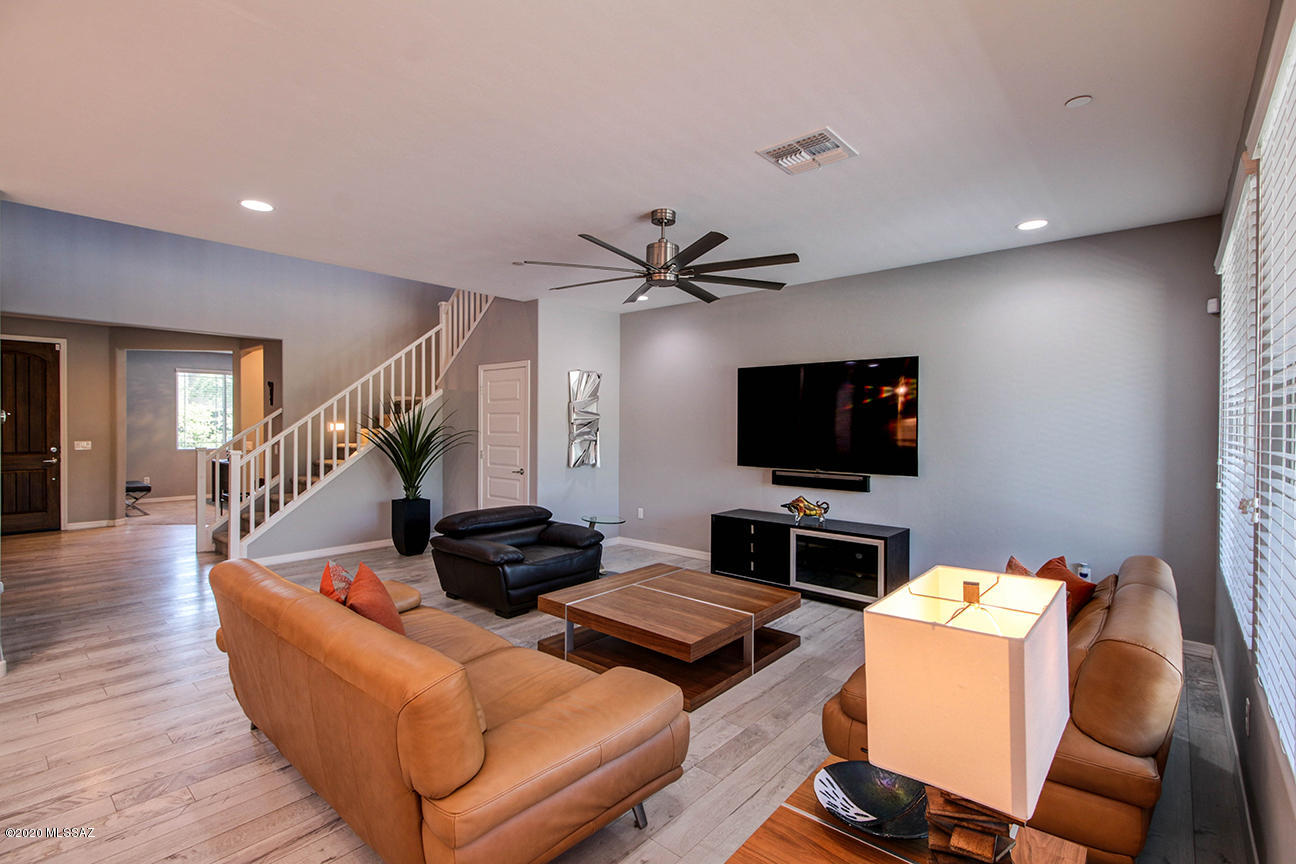 5760 S Tiger Lily Place