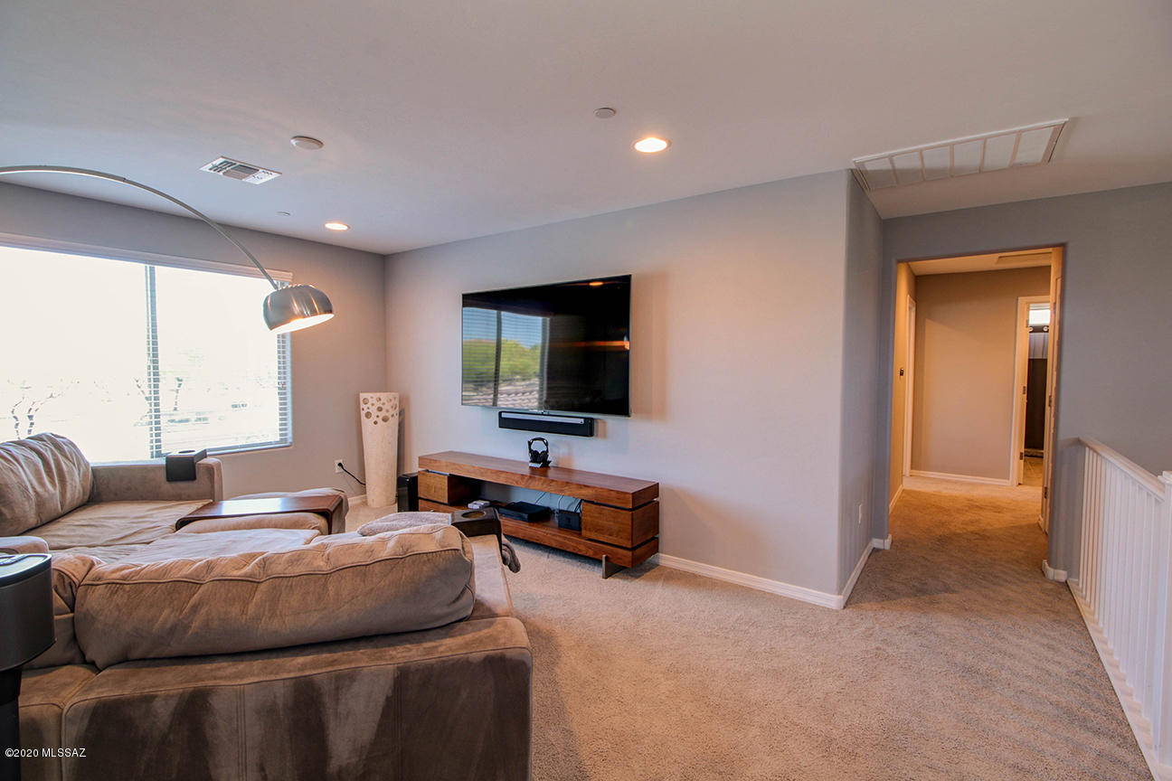5760 S Tiger Lily Place