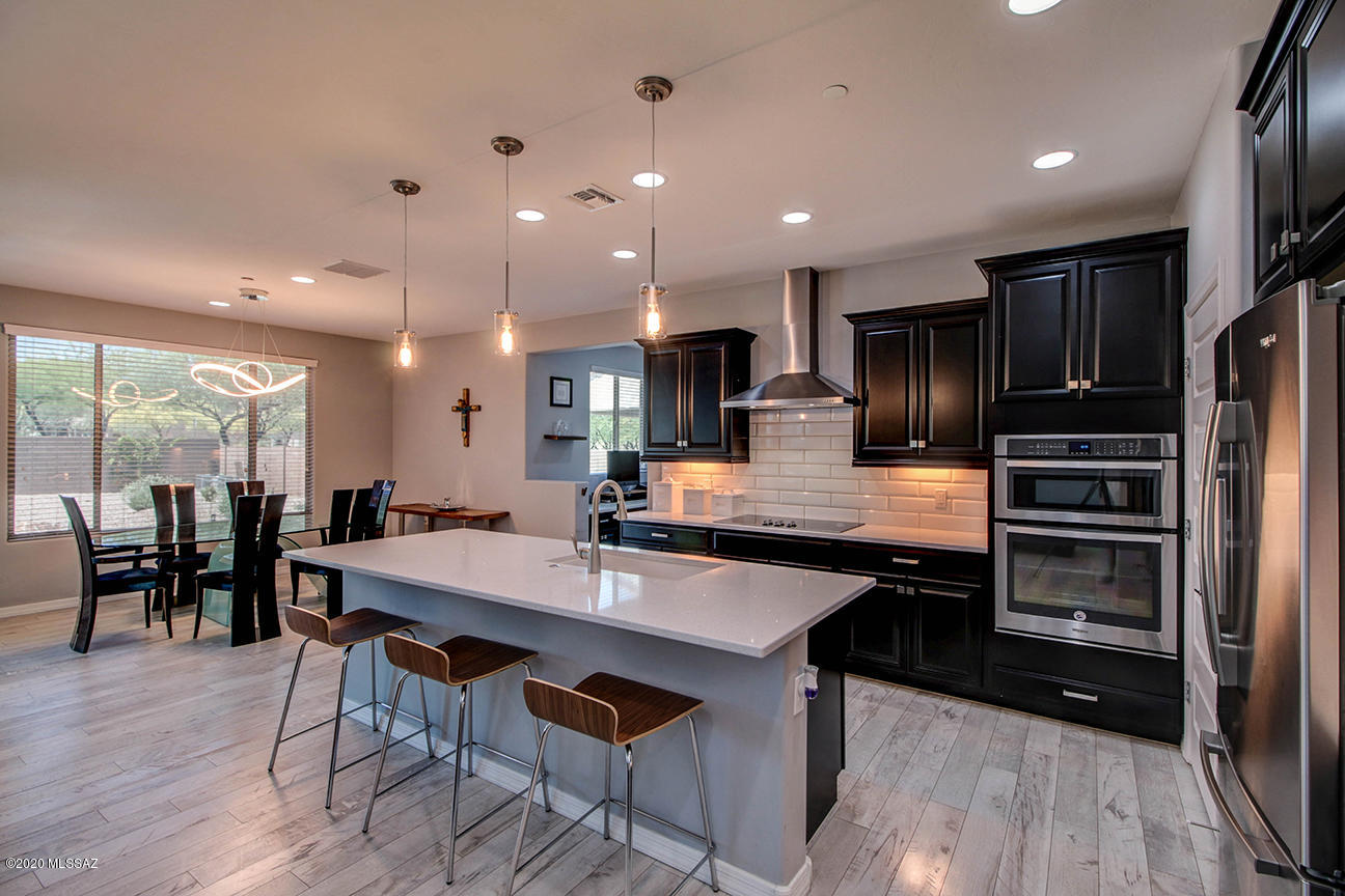 5760 S Tiger Lily Place