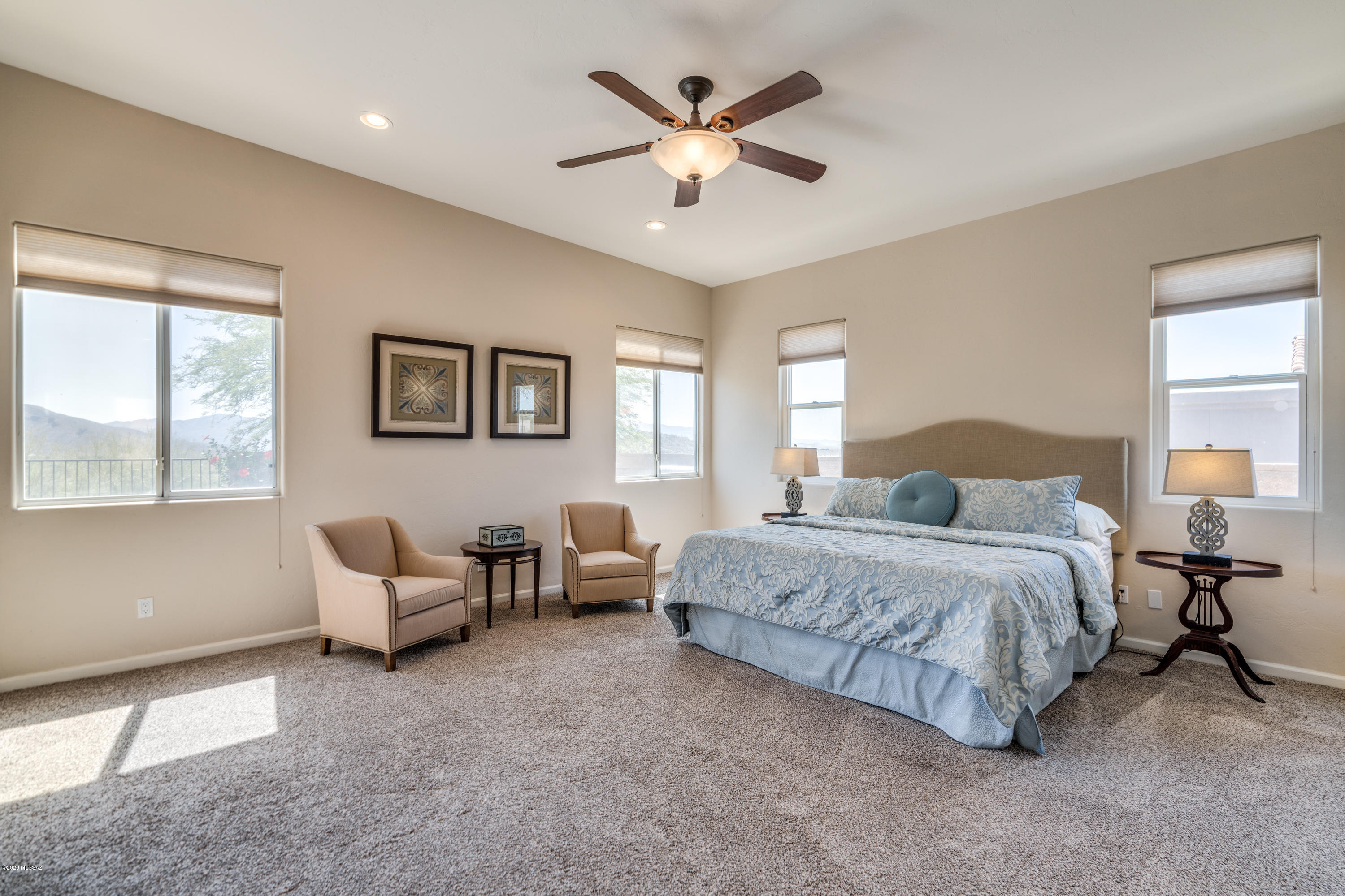 5747 N Placita Paisaje