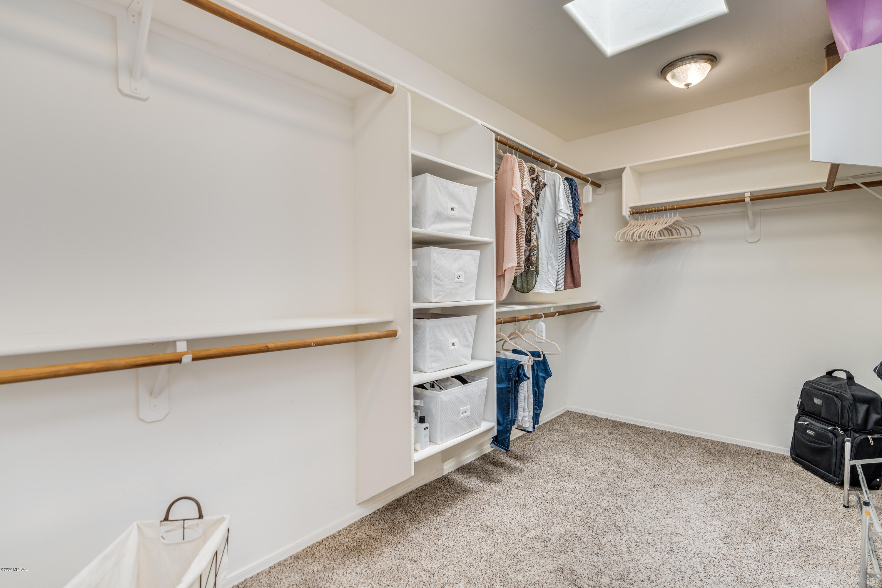 5747 N Placita Paisaje