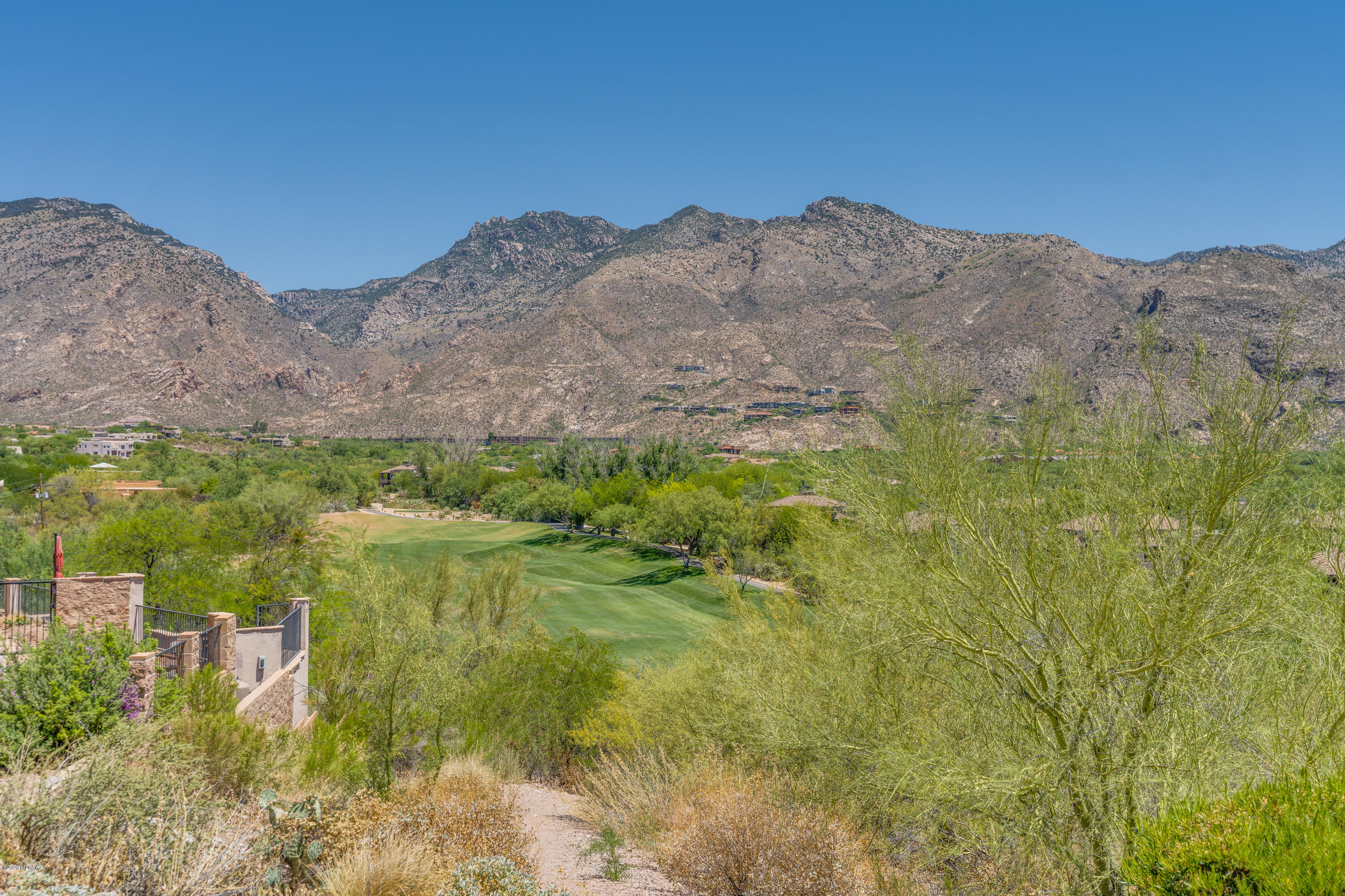 5747 N Placita Paisaje