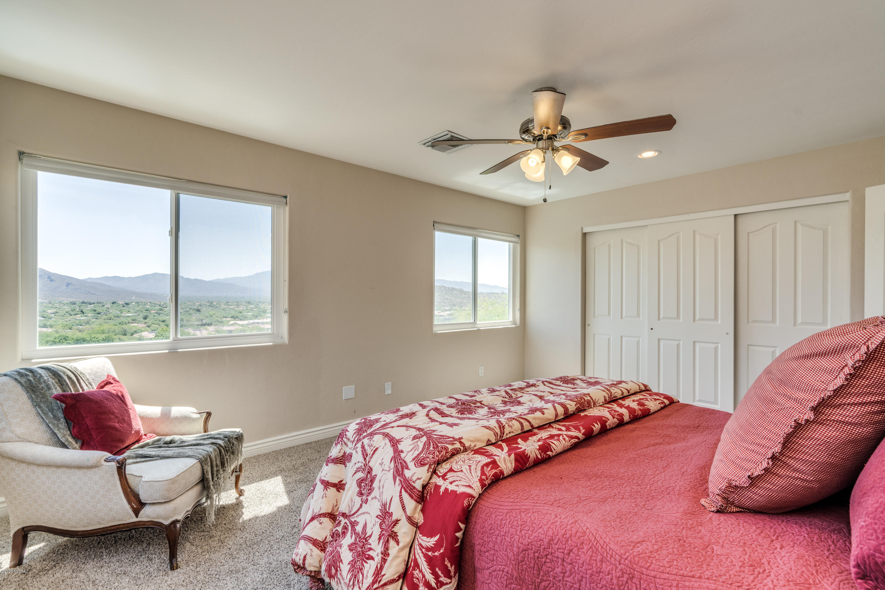 5747 N Placita Paisaje