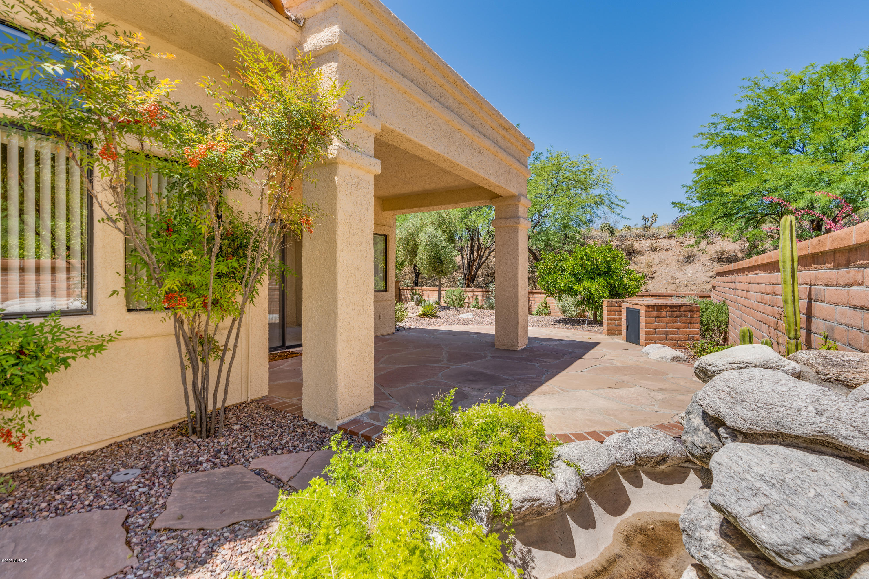 5555 N Largo Papavero