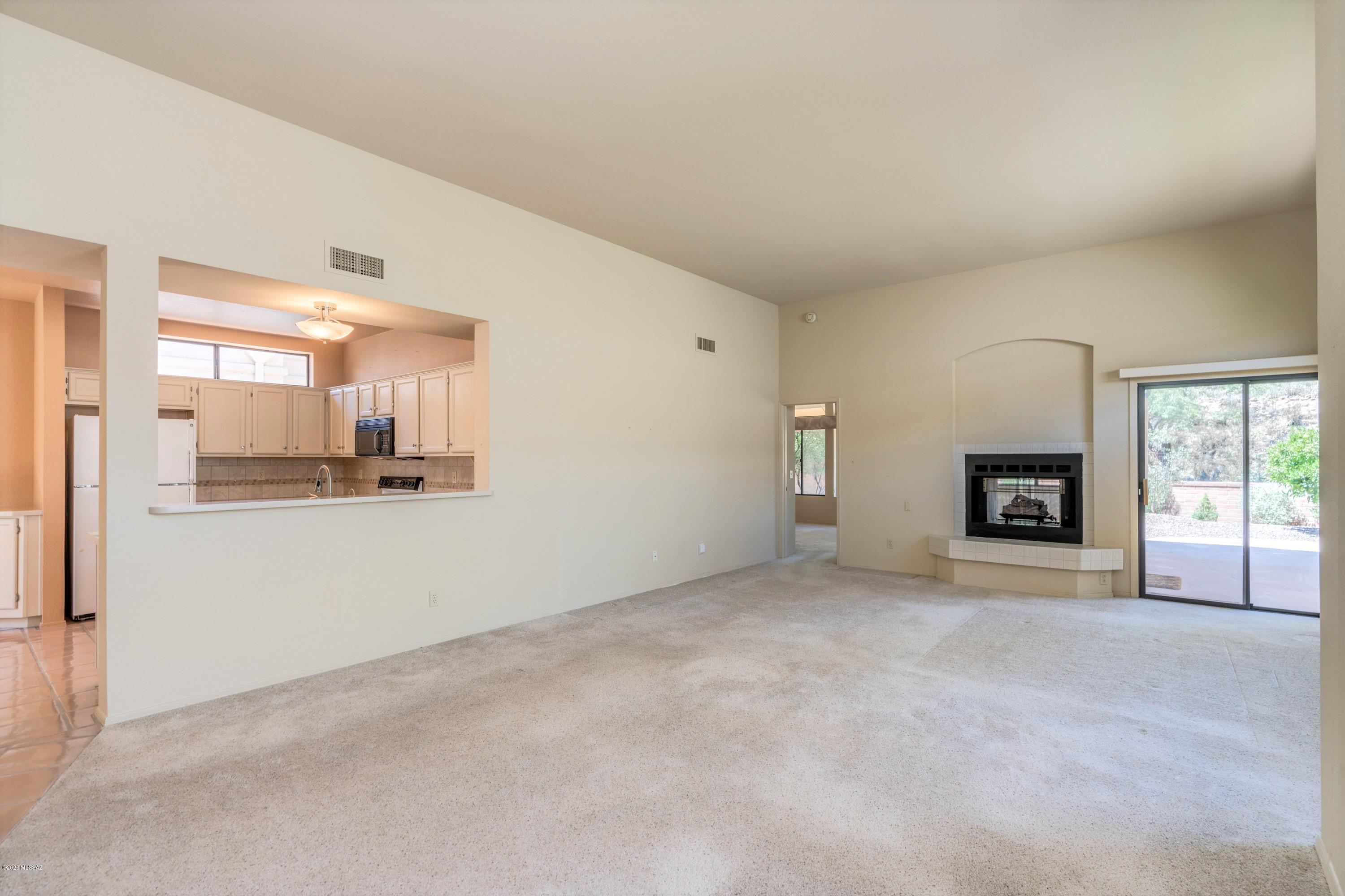 5555 N Largo Papavero