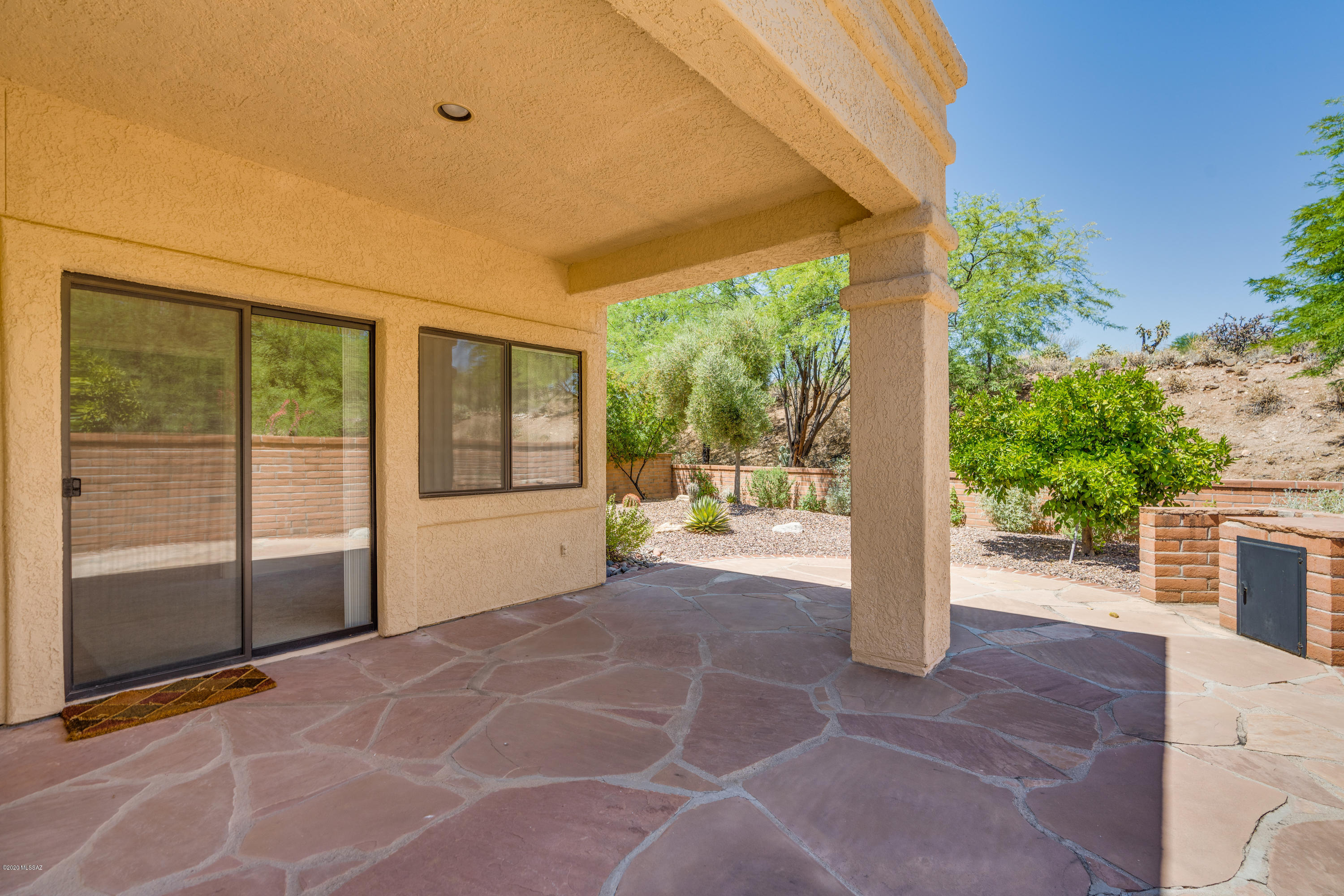 5555 N Largo Papavero