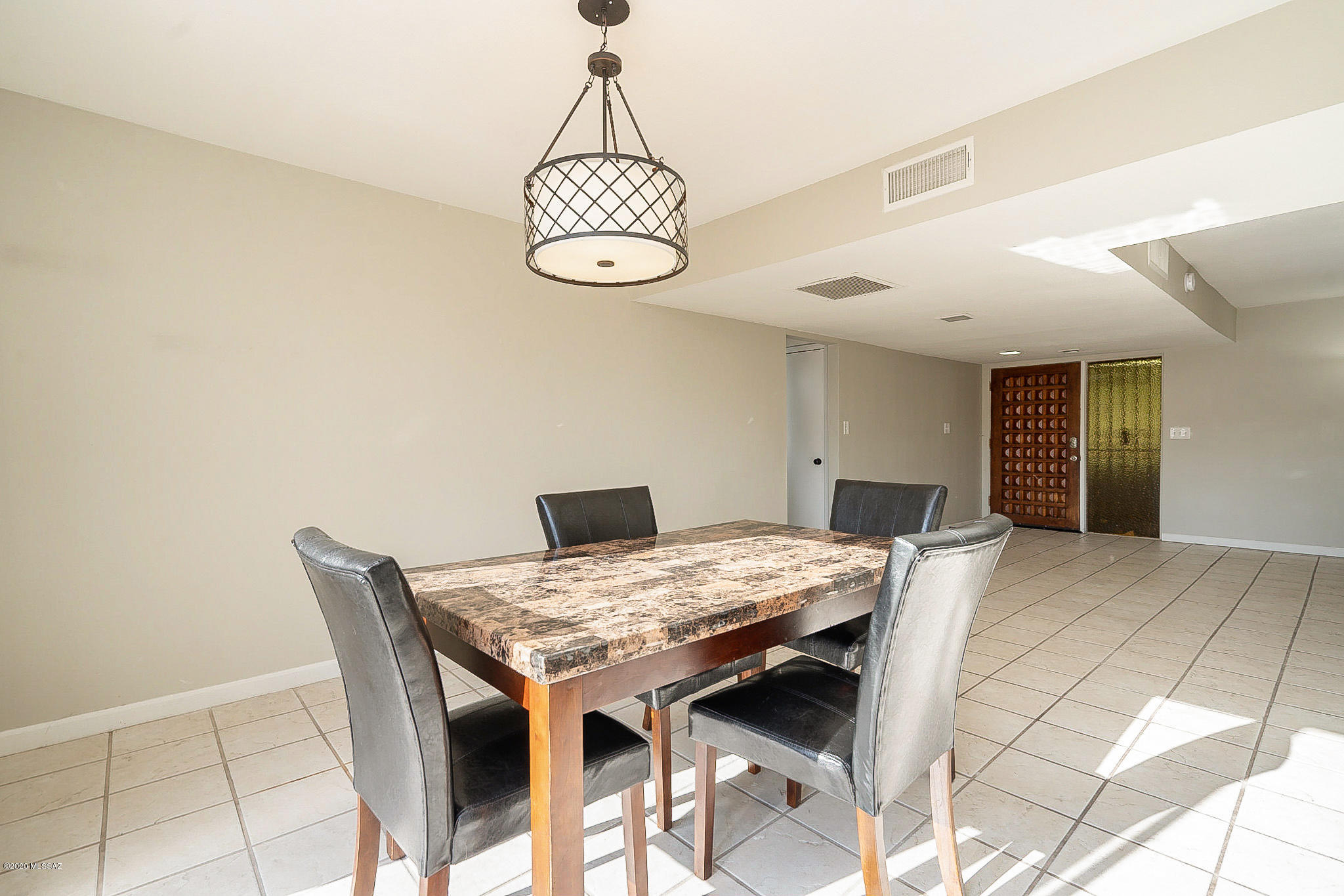 6120 E 5Th Street Unit: 114