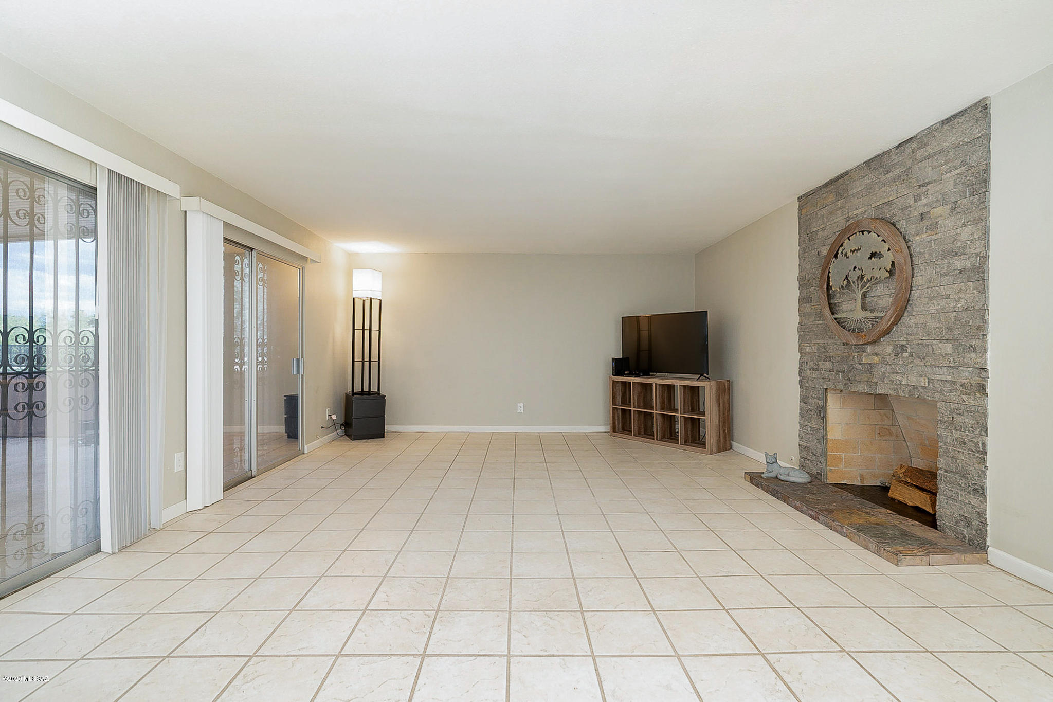 6120 E 5Th Street Unit: 114