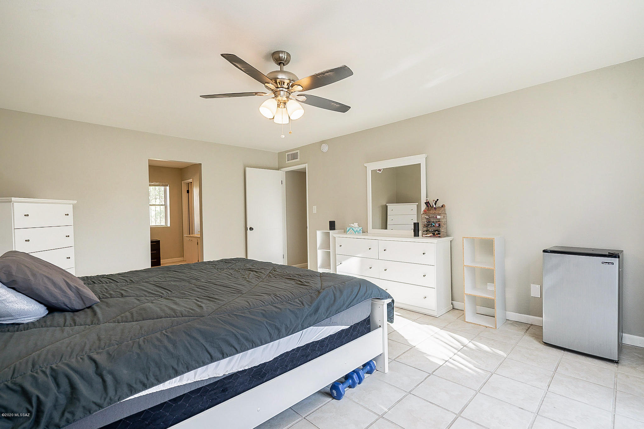 6120 E 5Th Street Unit: 114
