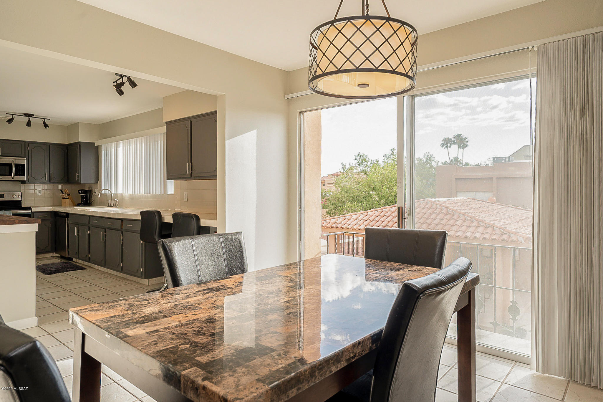 6120 E 5Th Street Unit: 114