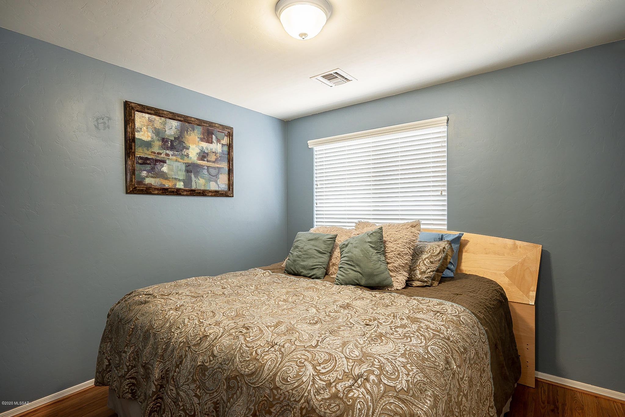 10534 E Native Rose Trail