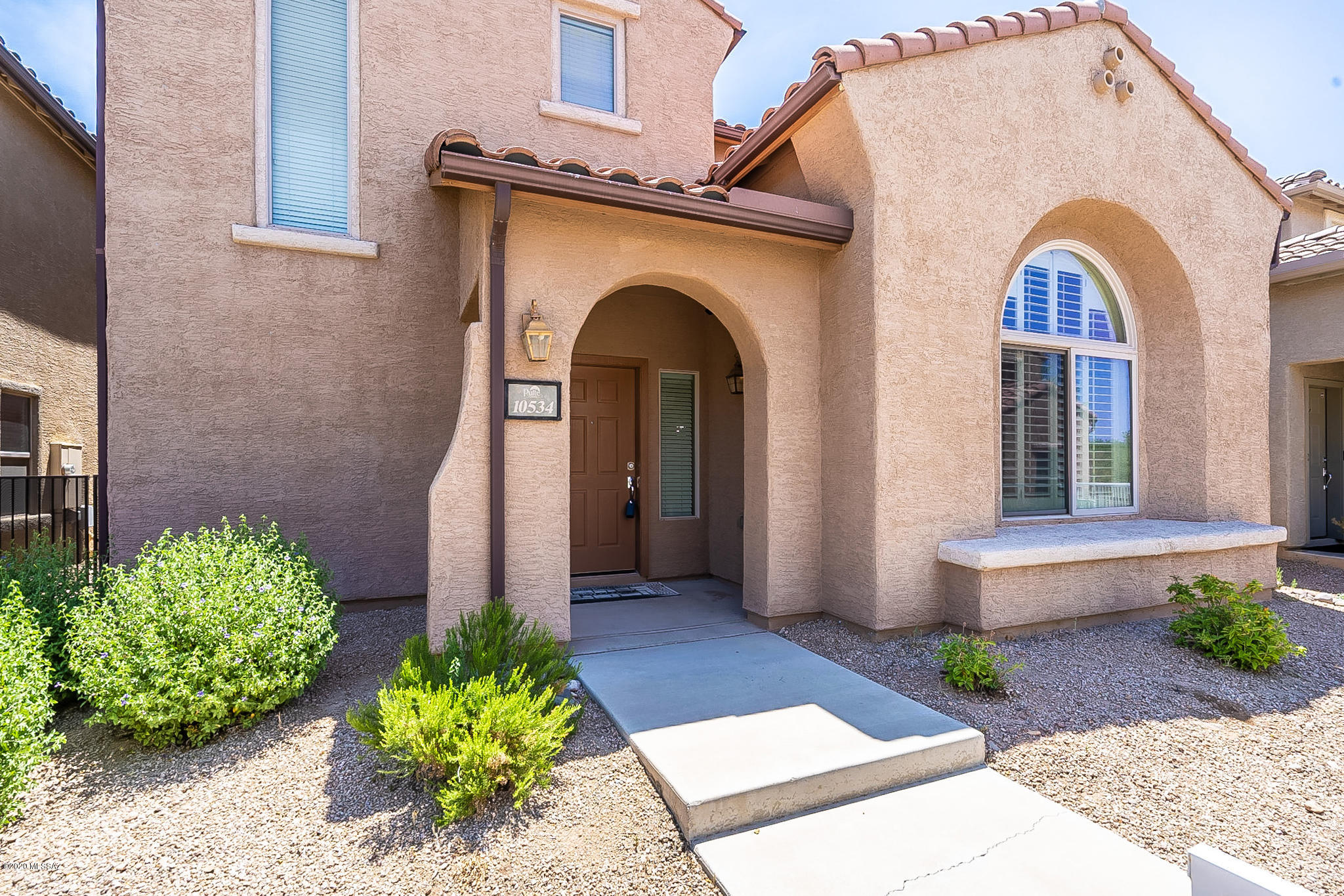 10534 E Native Rose Trail