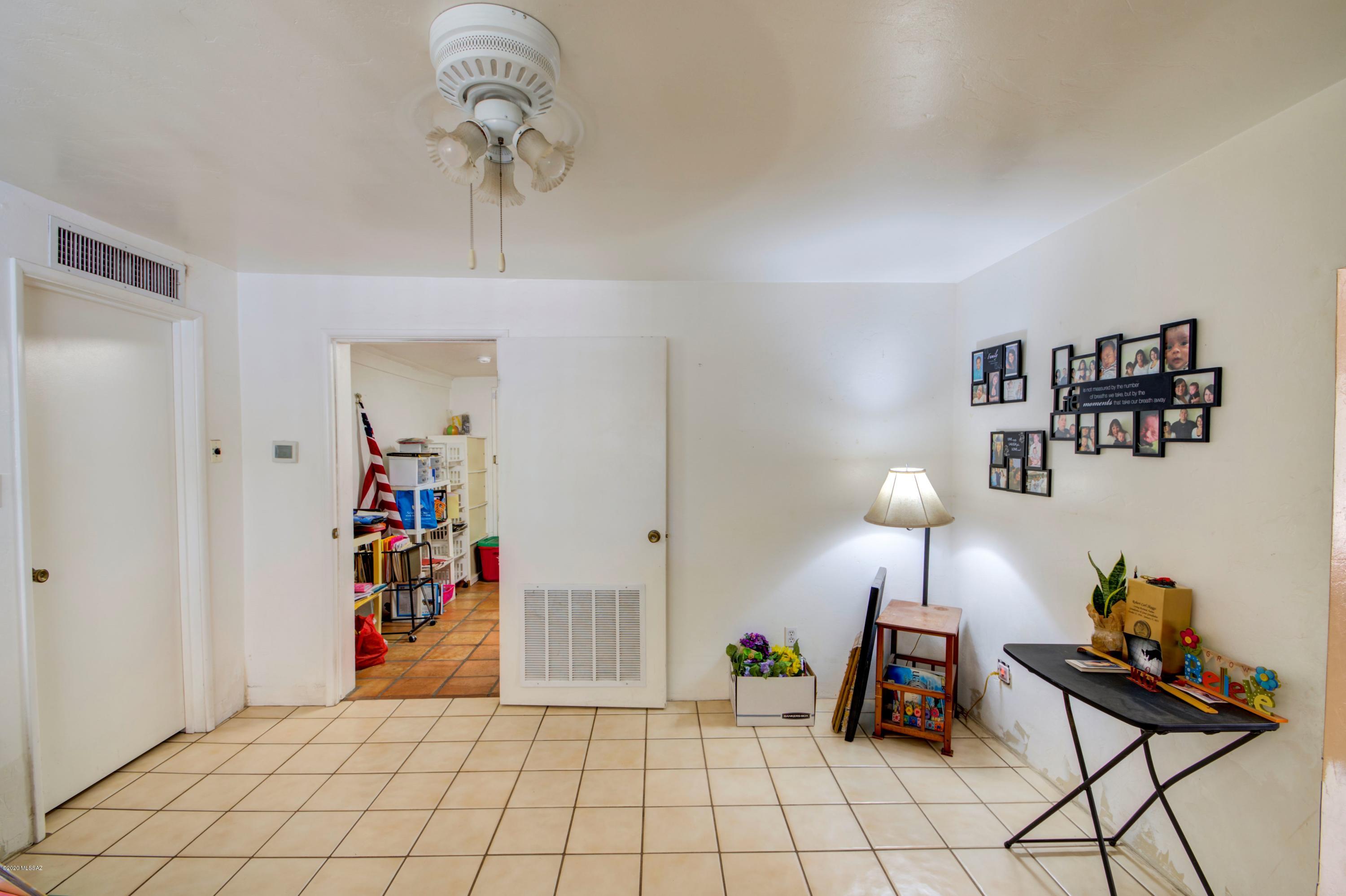 3362 E Greenlee Road