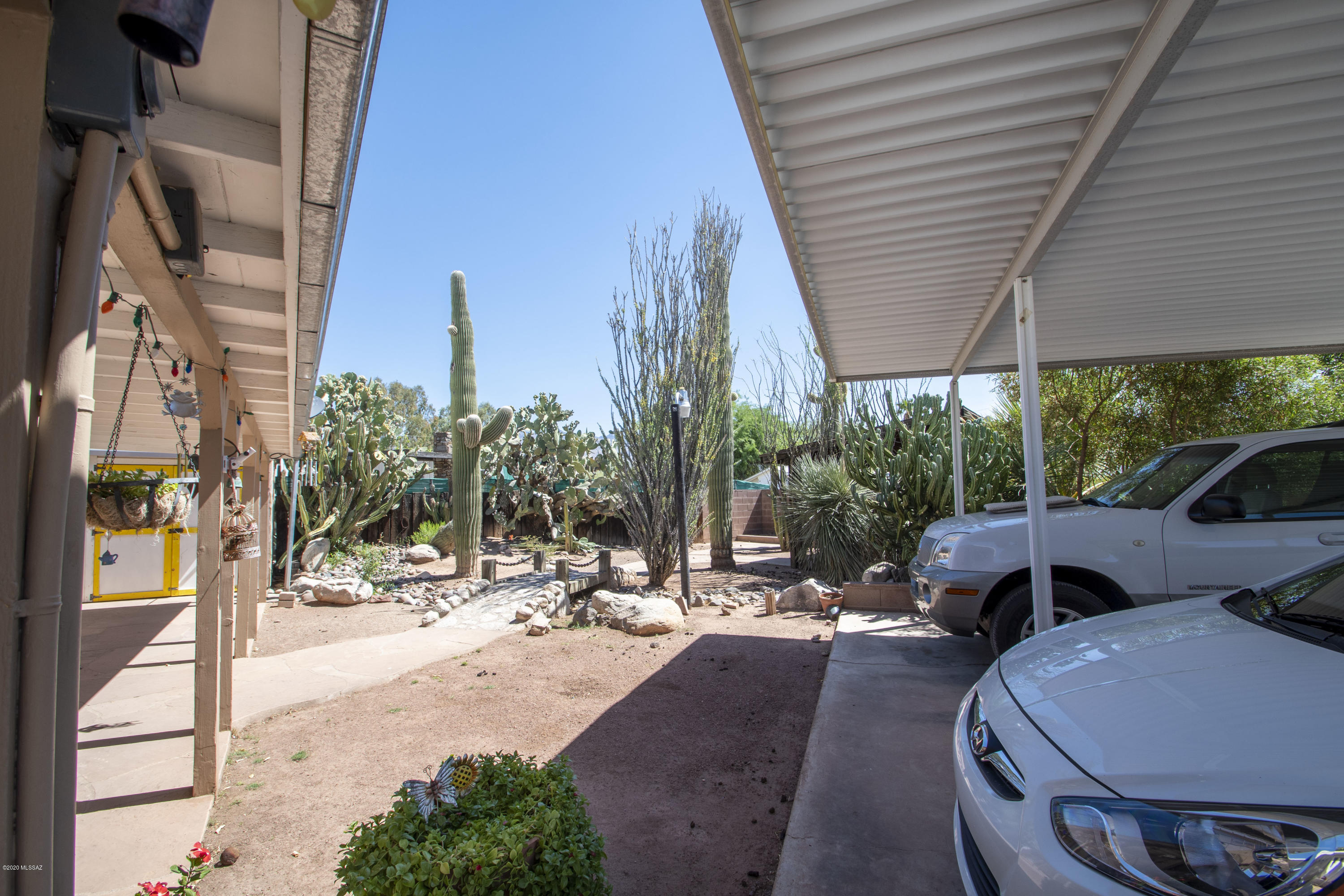 3362 E Greenlee Road