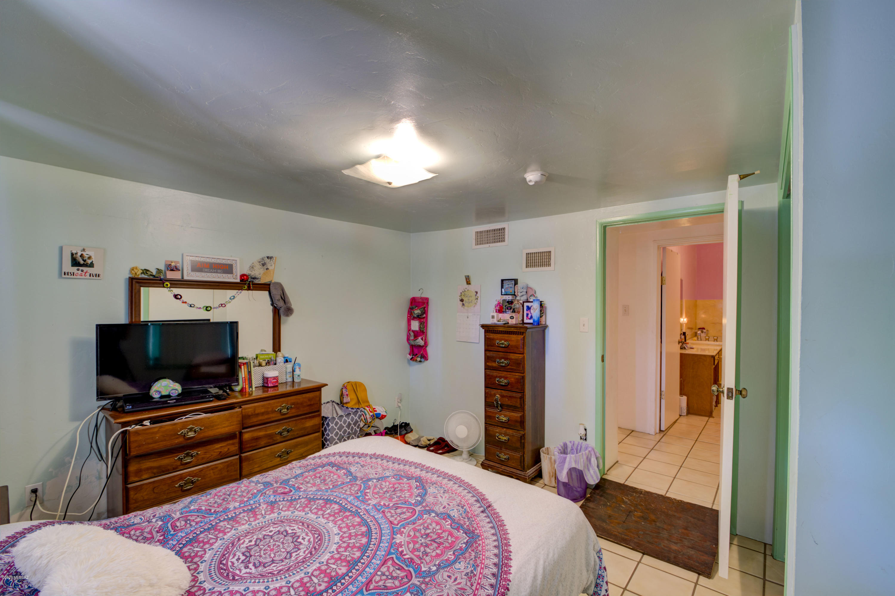 3362 E Greenlee Road