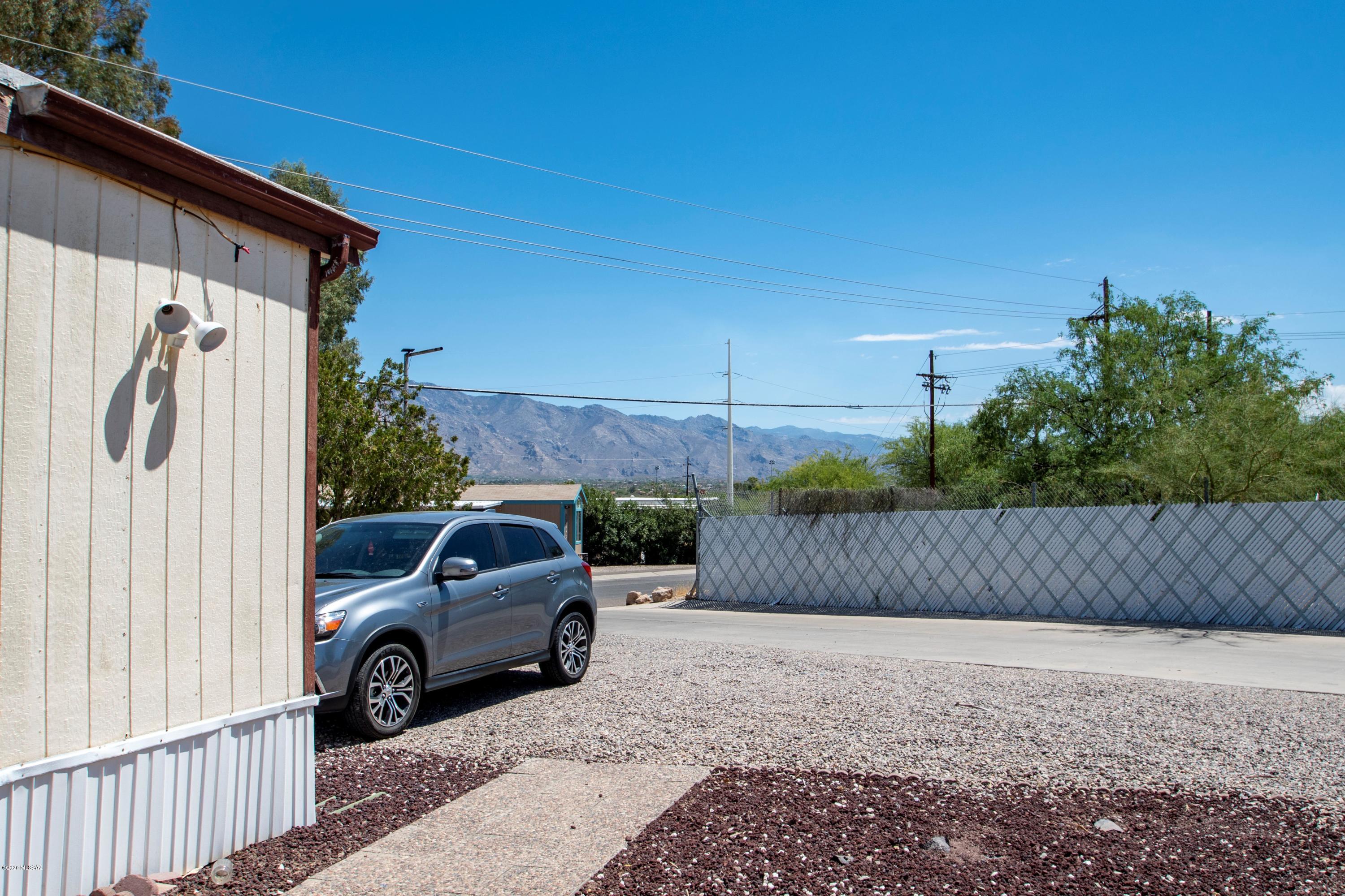 3362 E Greenlee Road