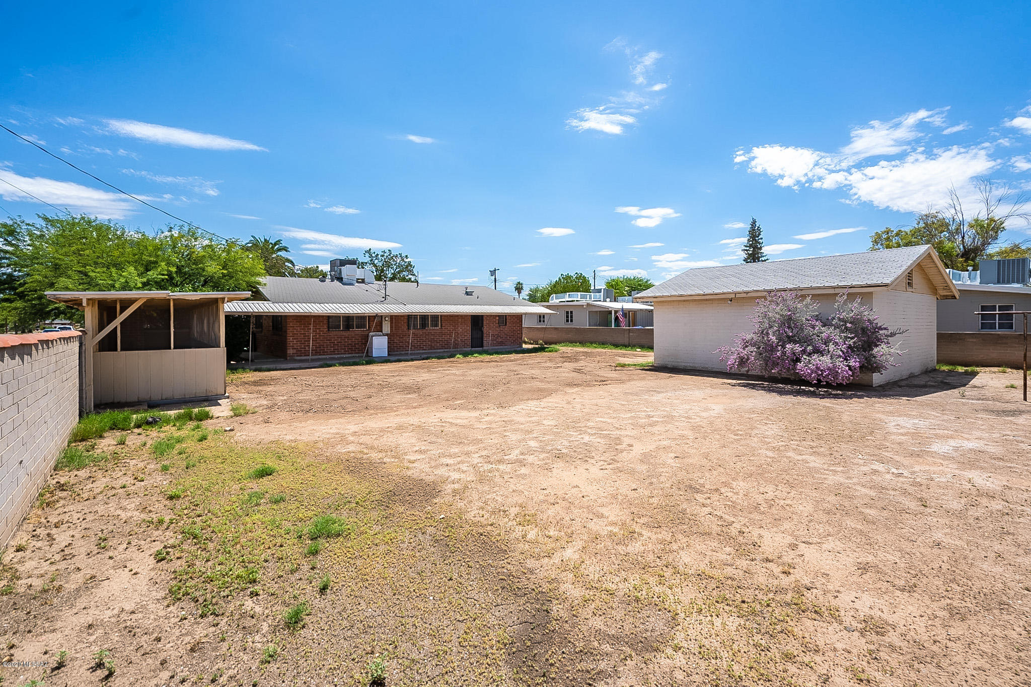 1331 N Rosemont Boulevard