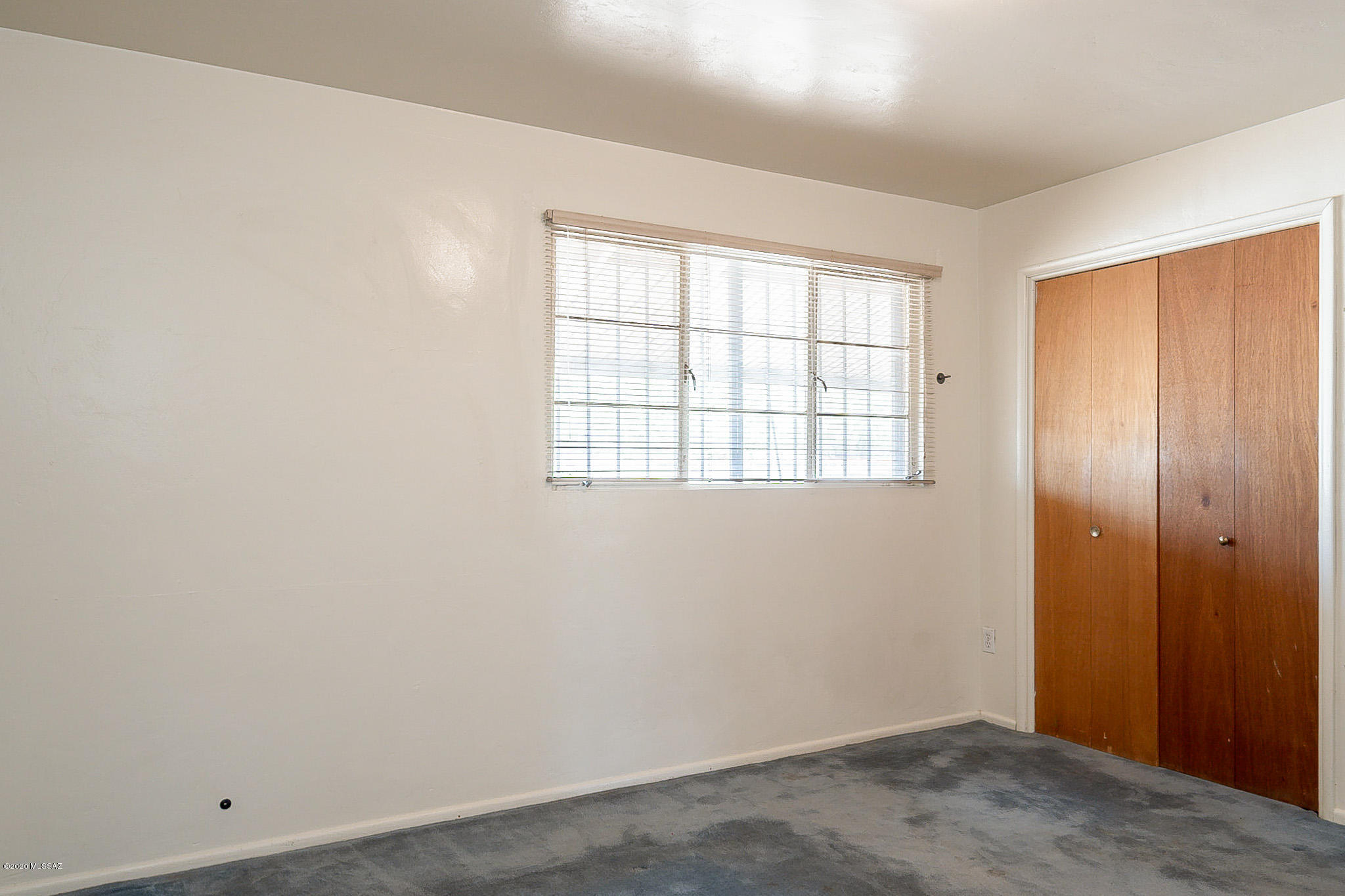 1331 N Rosemont Boulevard