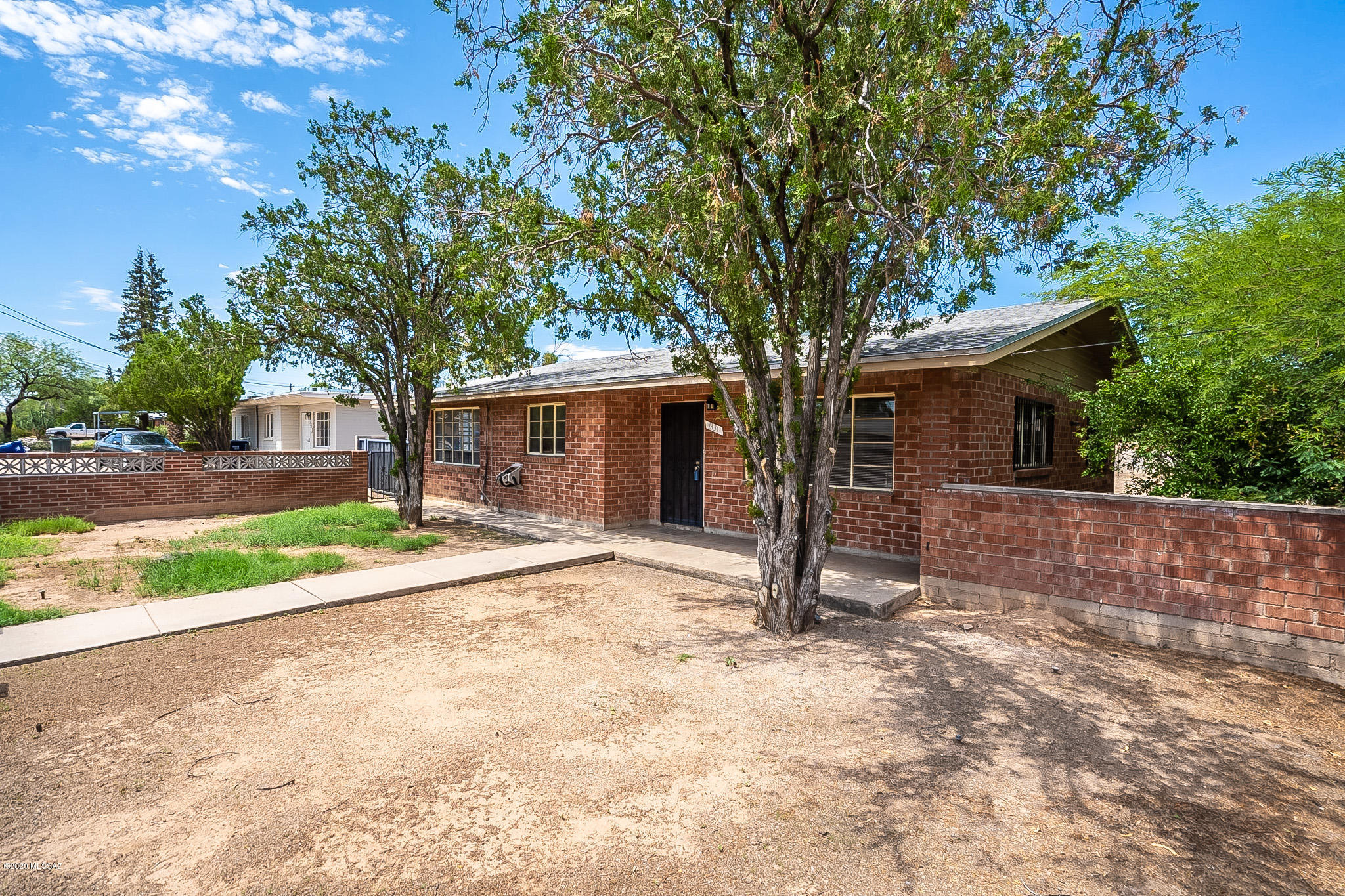 1331 N Rosemont Boulevard