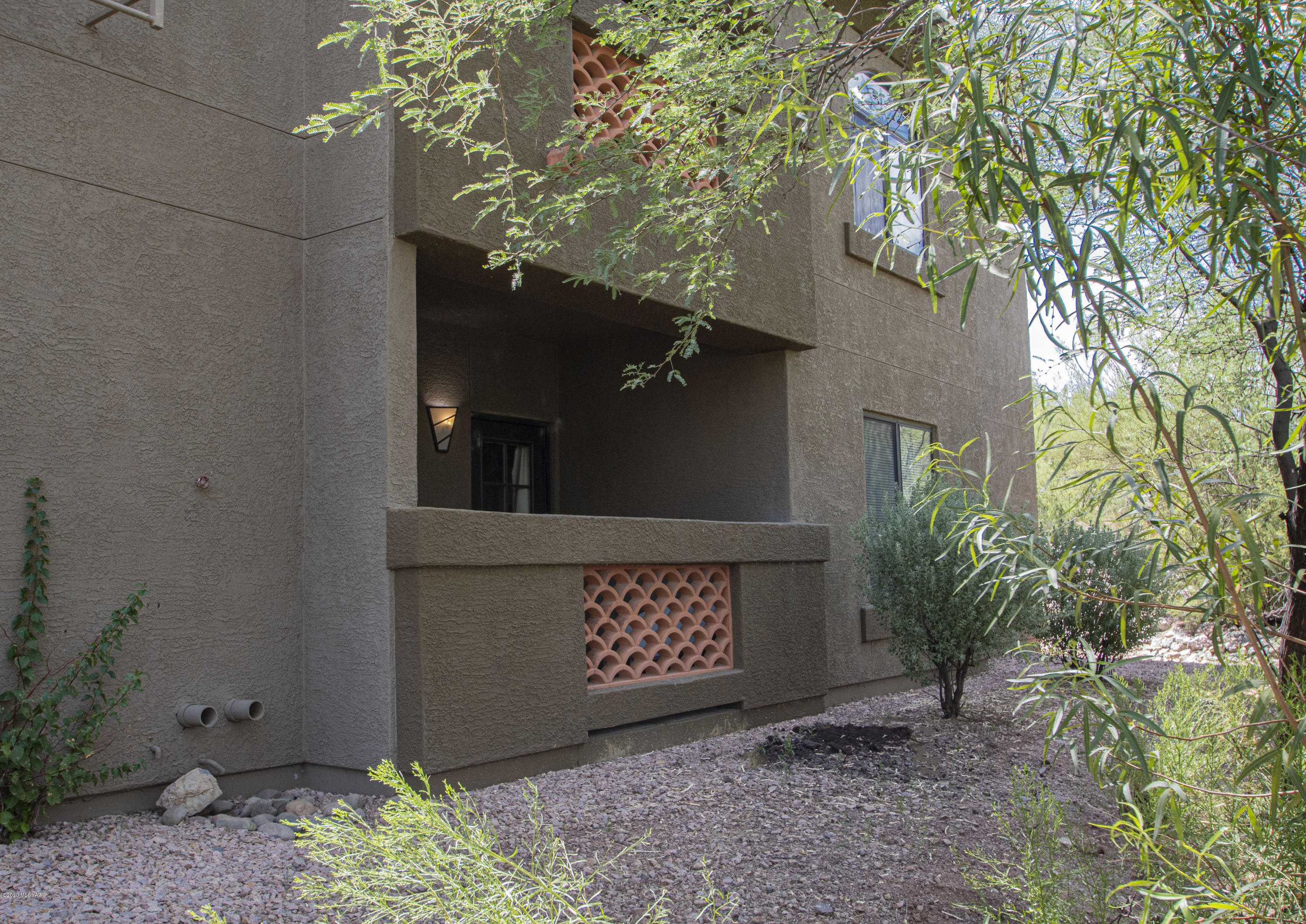 5751 N Kolb Road Unit: 13101