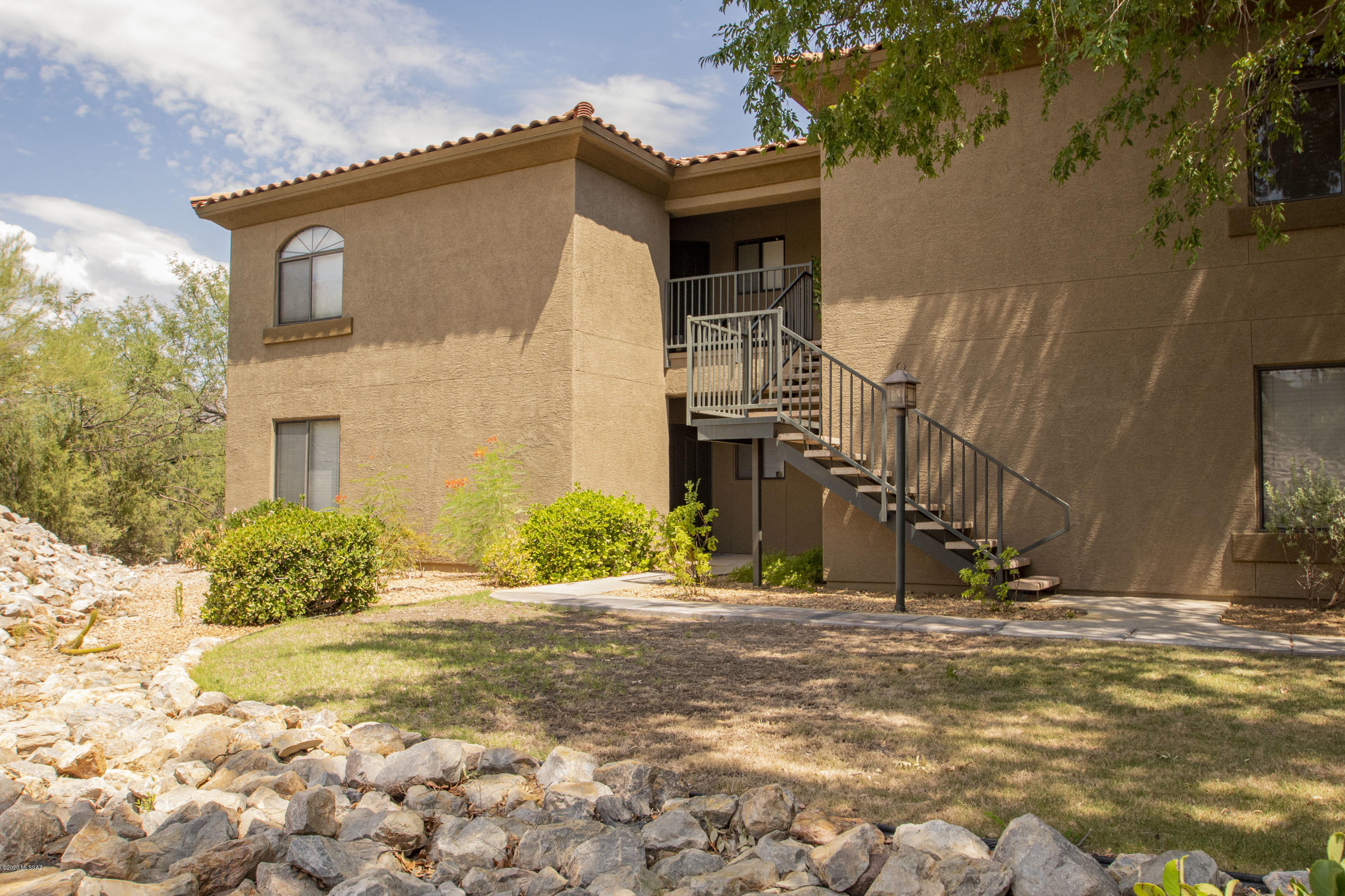 5751 N Kolb Road Unit: 13101