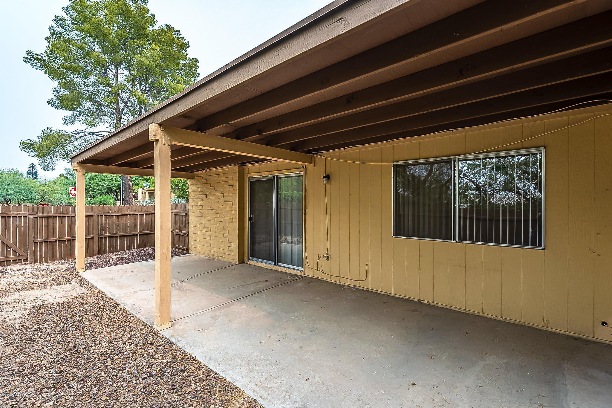 2171 N Camino De La Cienega