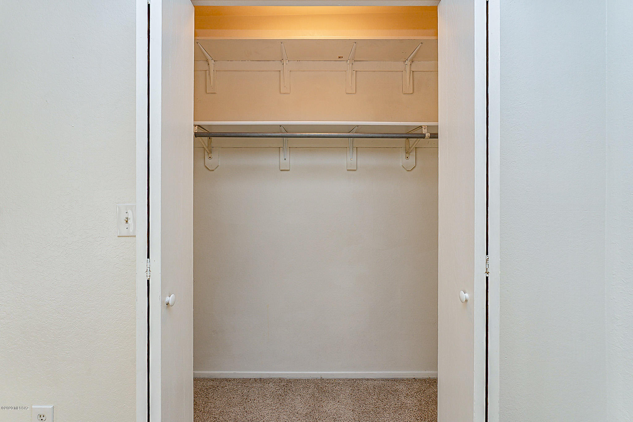 2171 N Camino De La Cienega