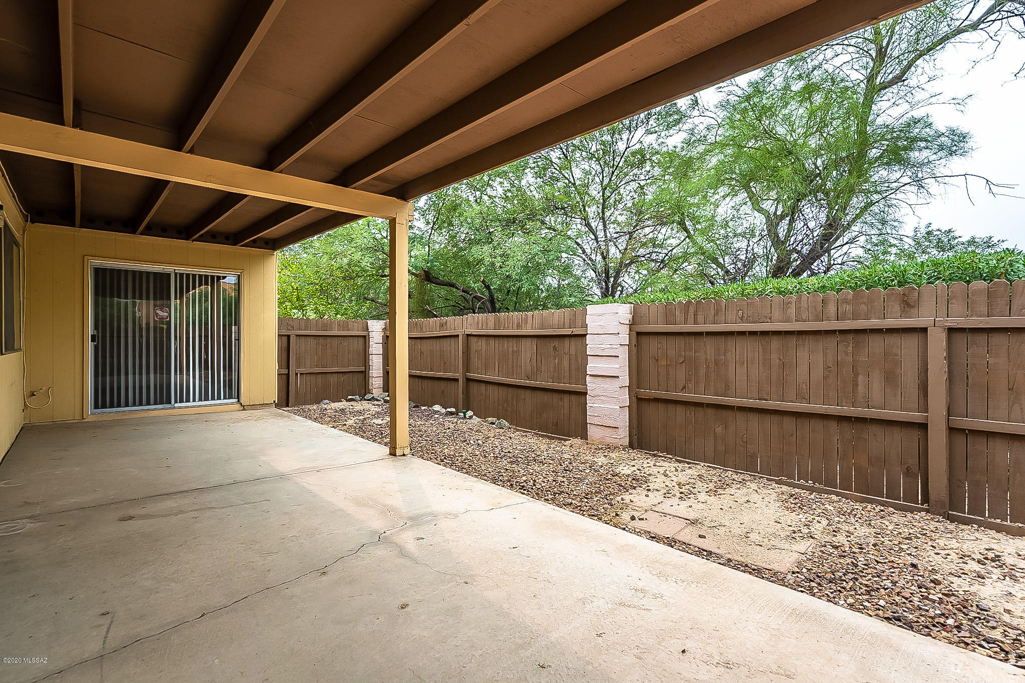 2171 N Camino De La Cienega