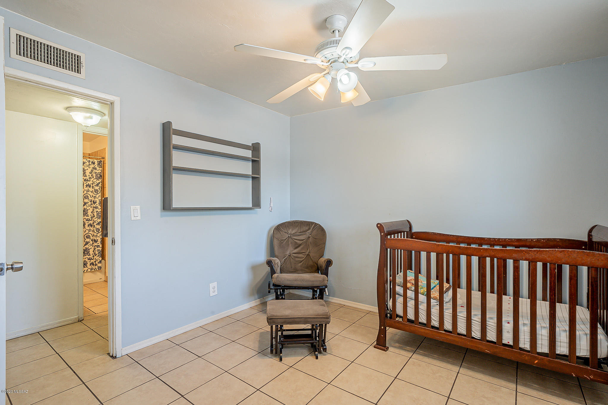 2932 S Marvin Avenue