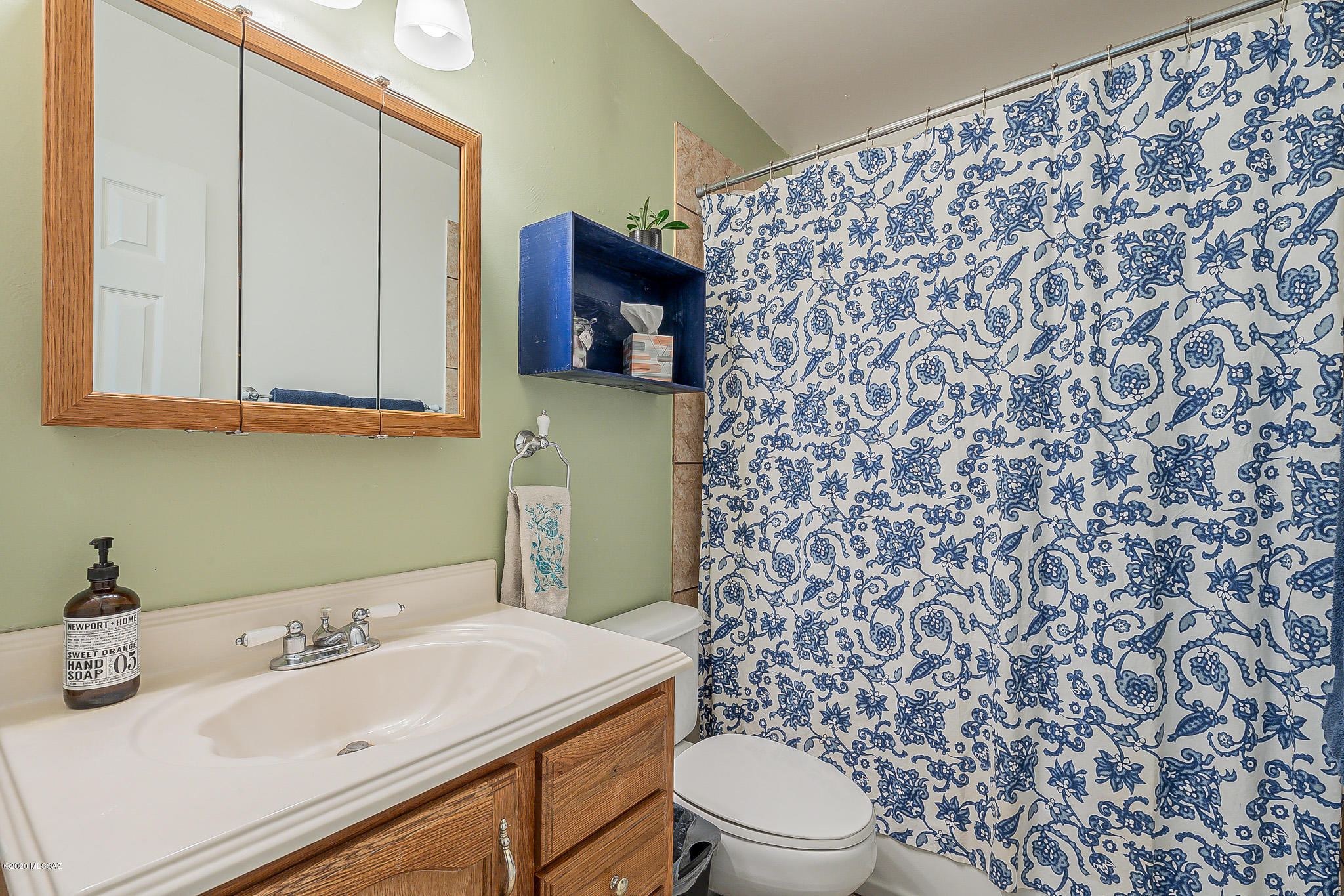 2932 S Marvin Avenue