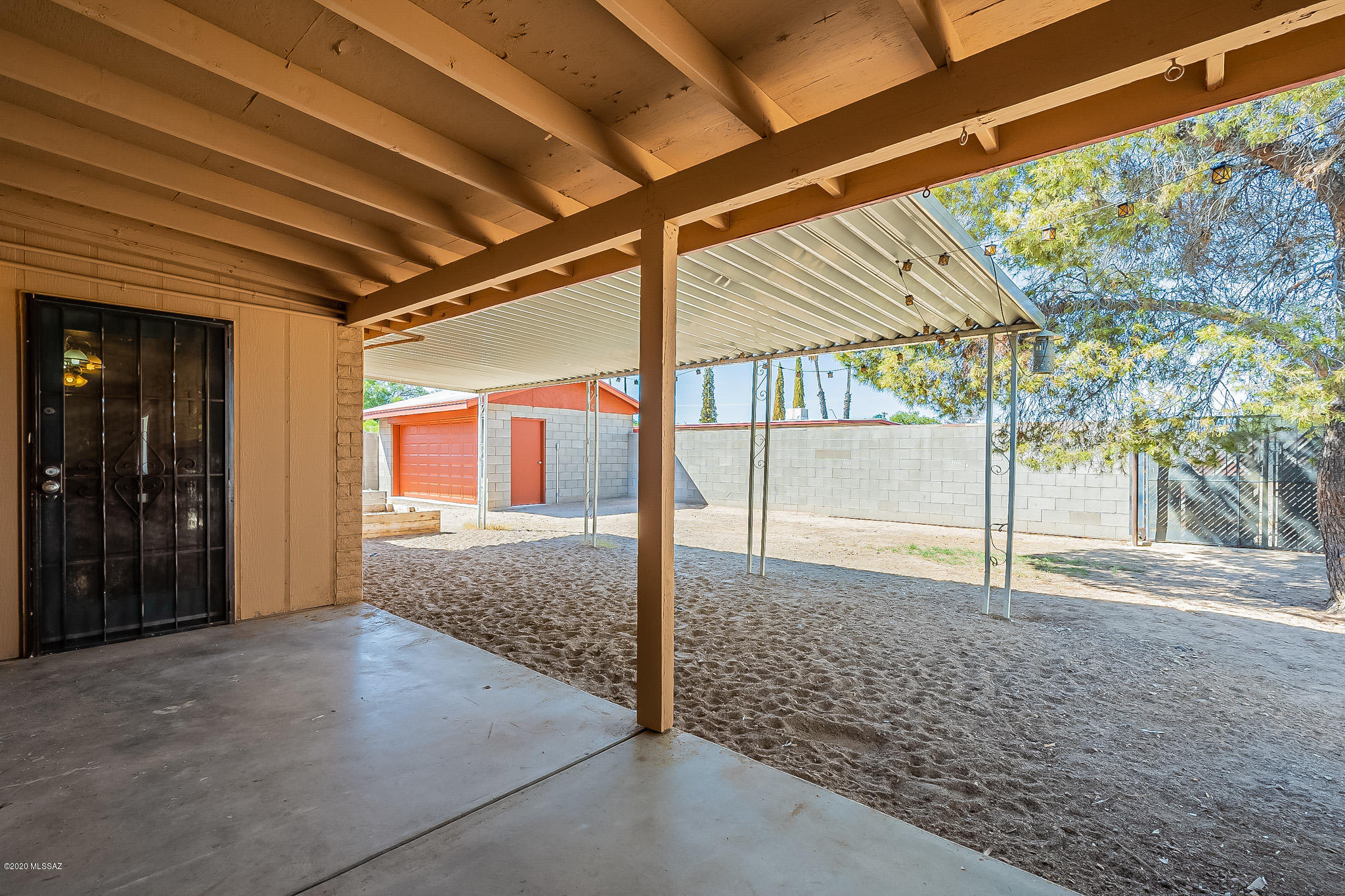 2932 S Marvin Avenue