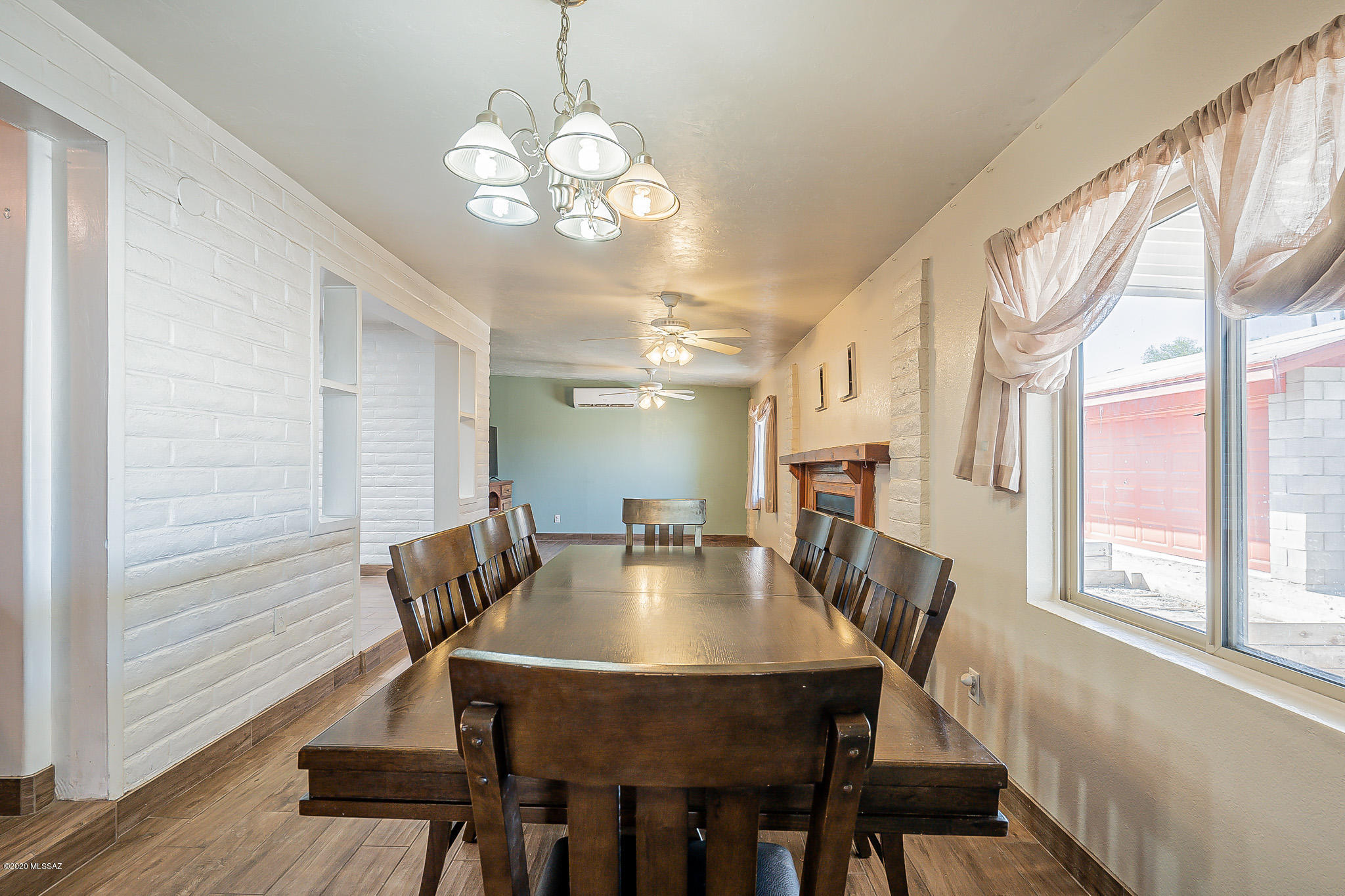 2932 S Marvin Avenue