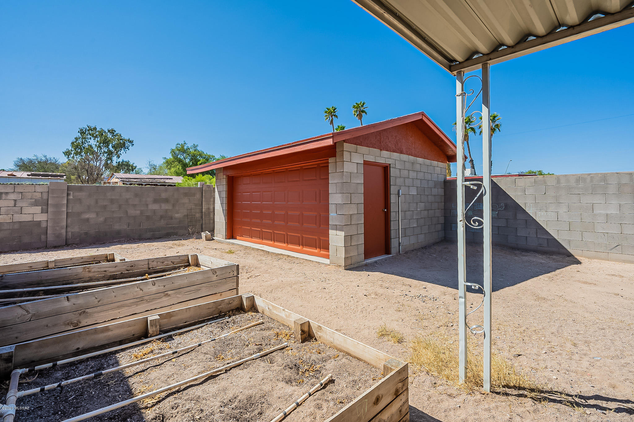 2932 S Marvin Avenue