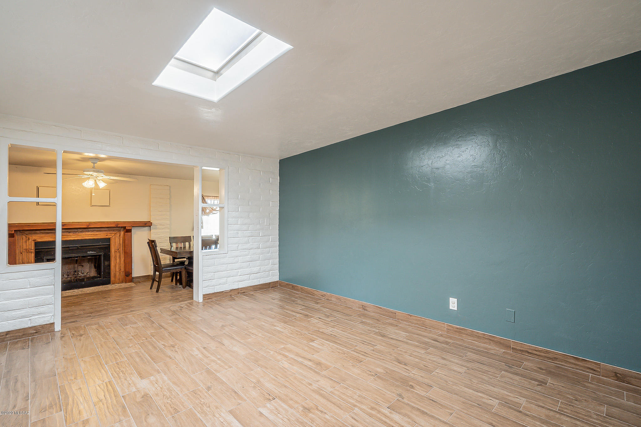 2932 S Marvin Avenue