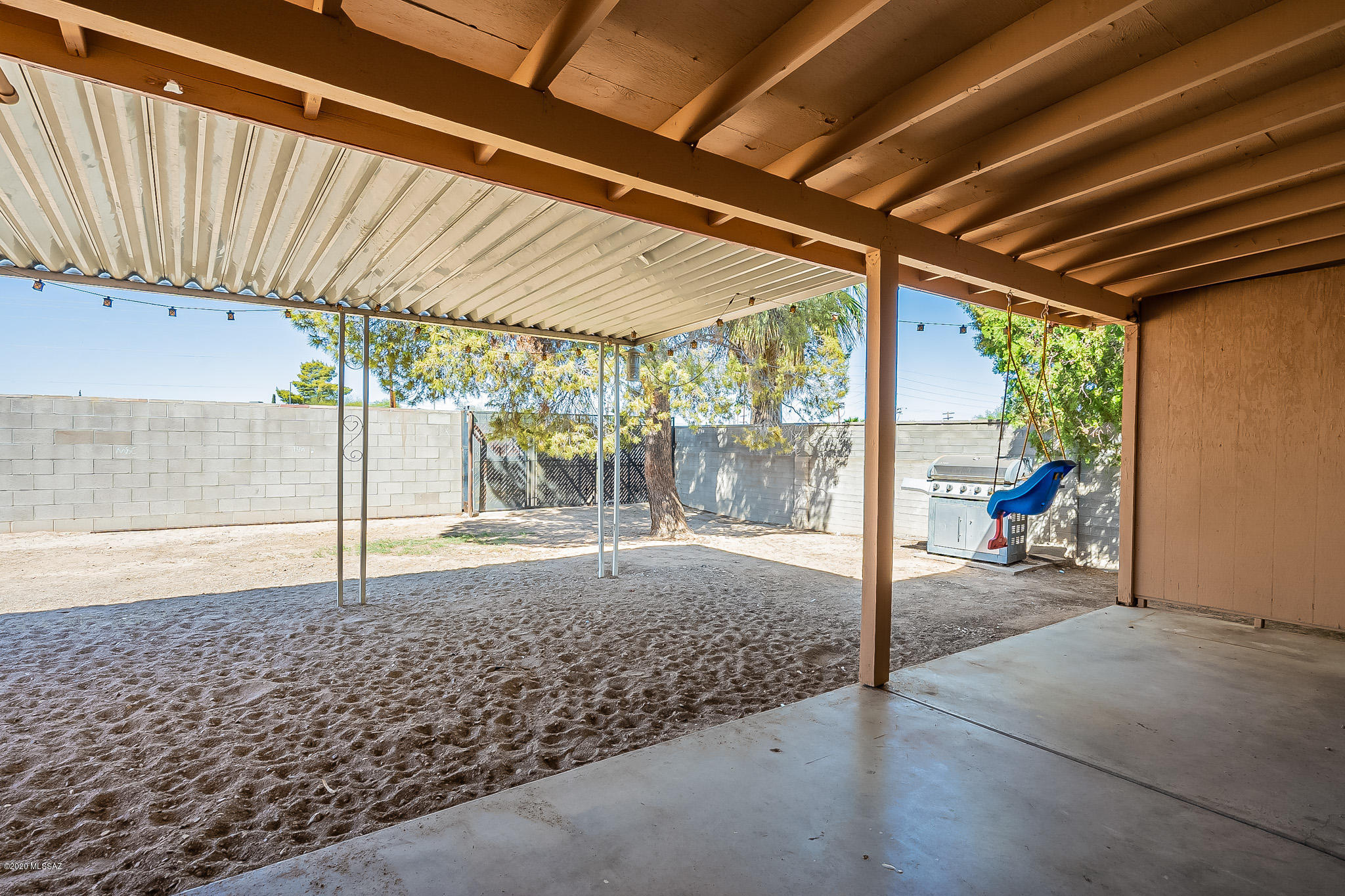 2932 S Marvin Avenue