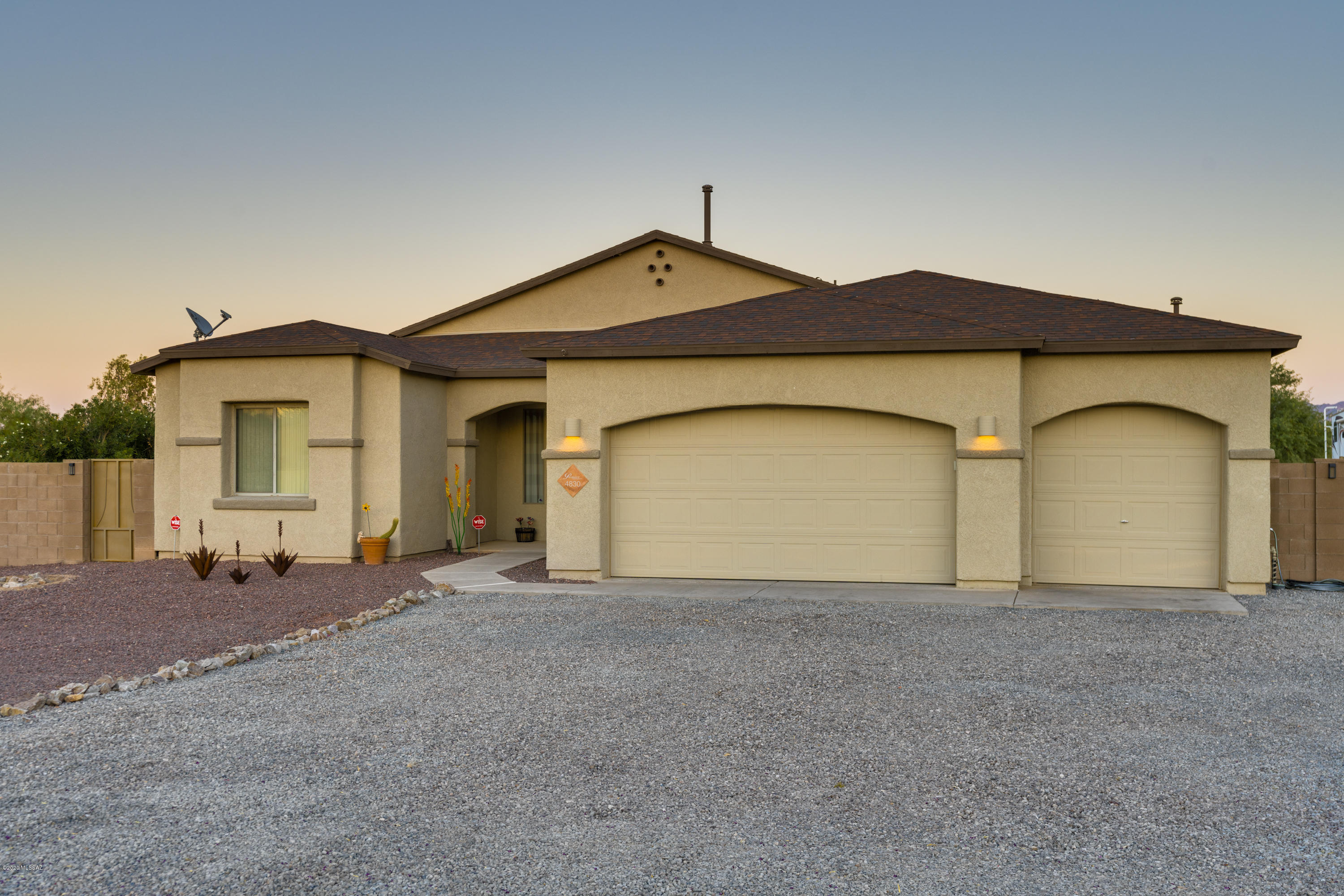 4830 N Coues Deer Lane