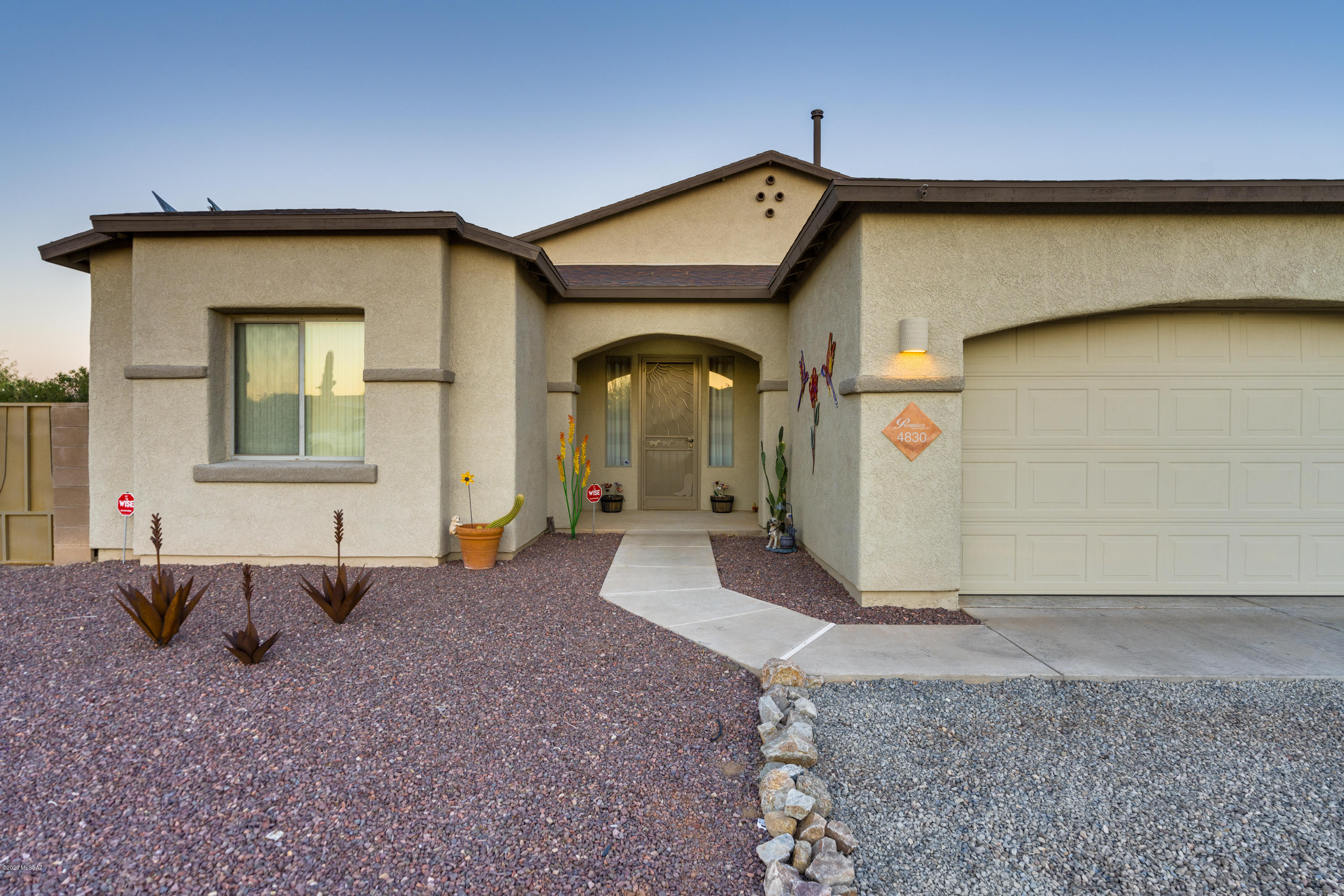 4830 N Coues Deer Lane