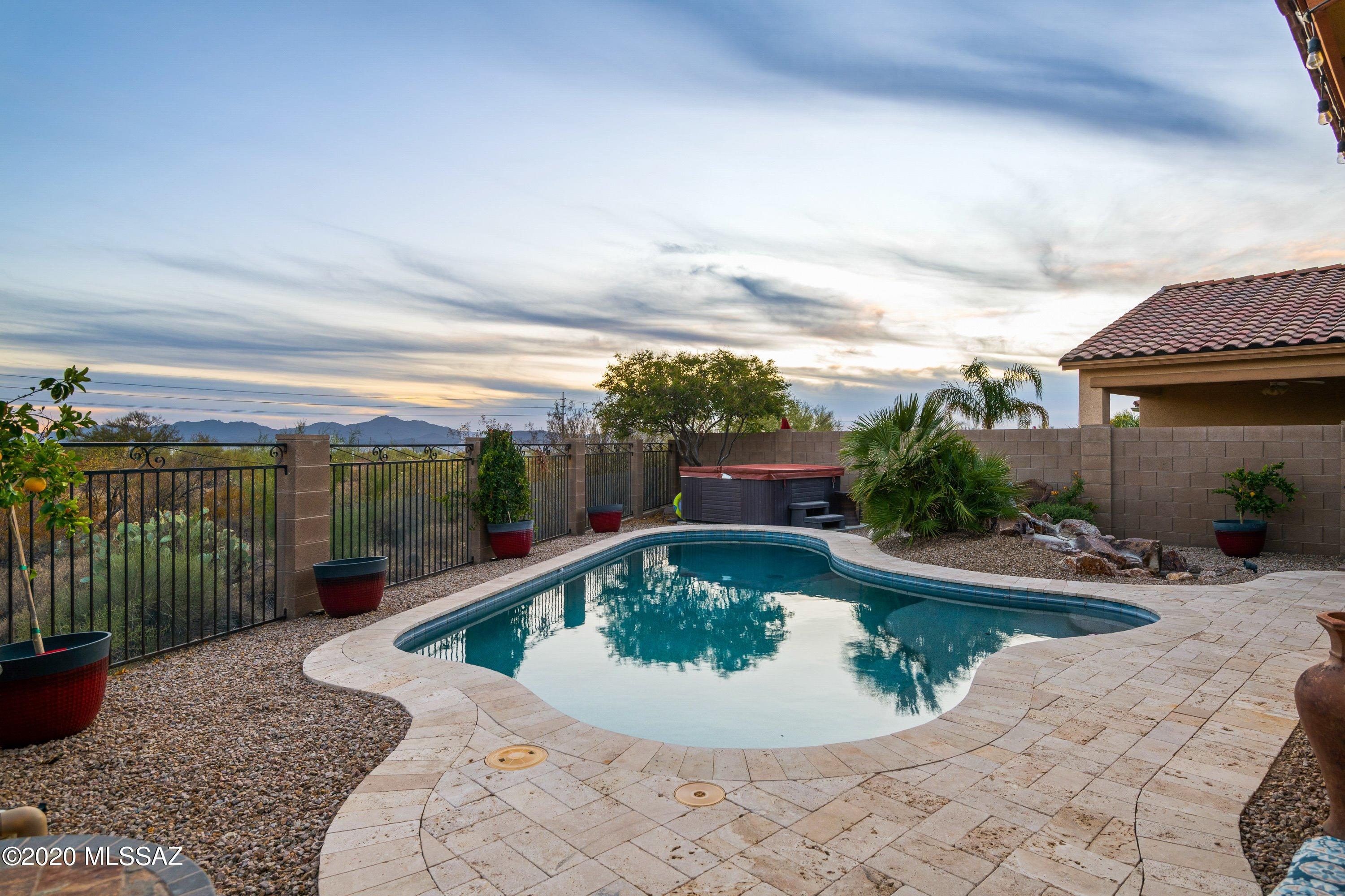 11990 N Golden Mirror Drive