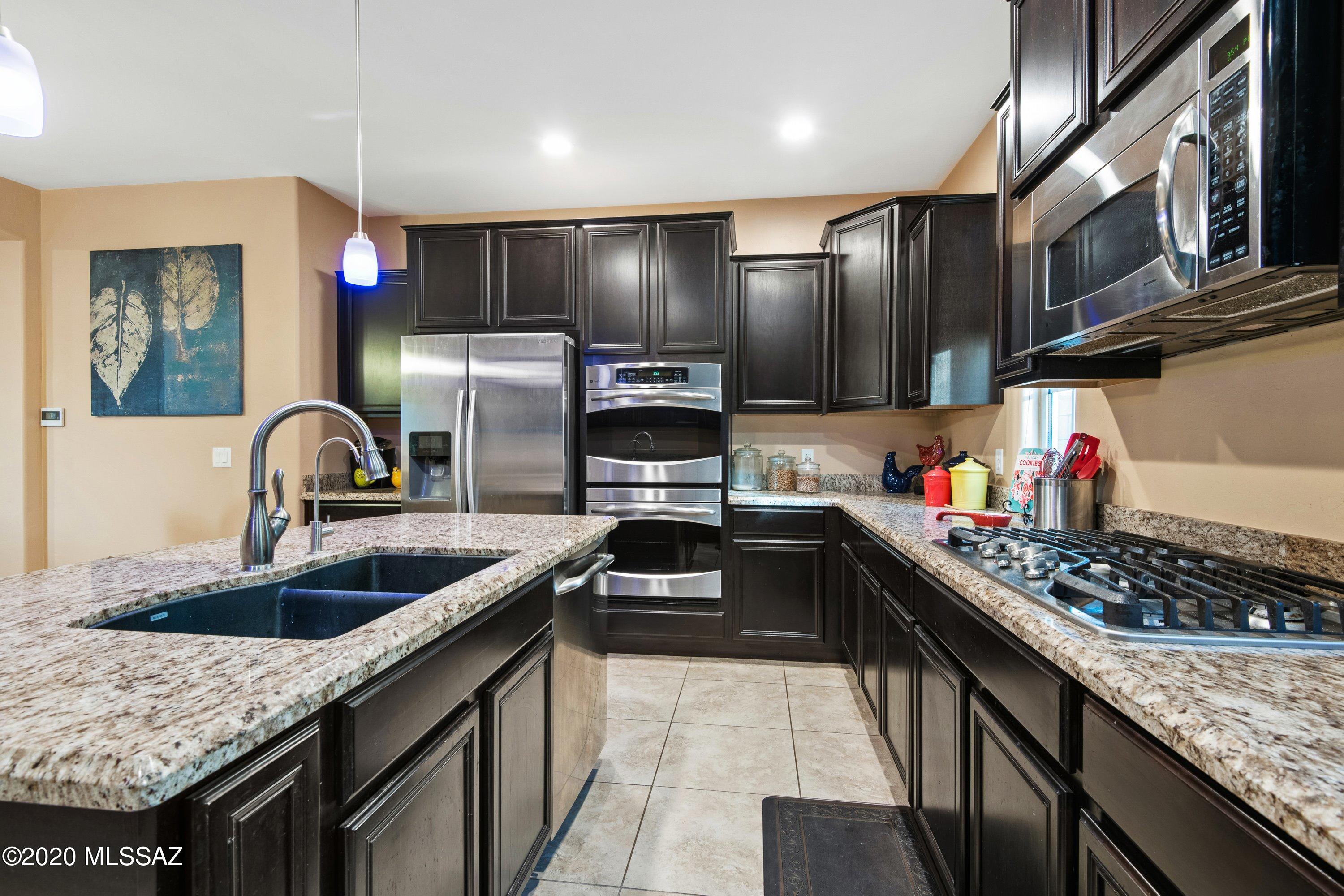 11990 N Golden Mirror Drive