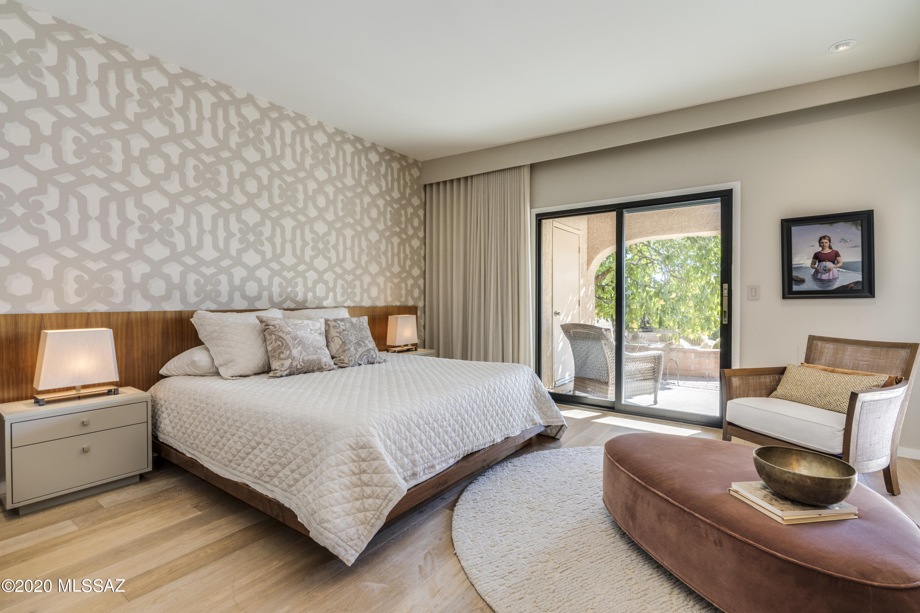 4150 N Camino Ferreo