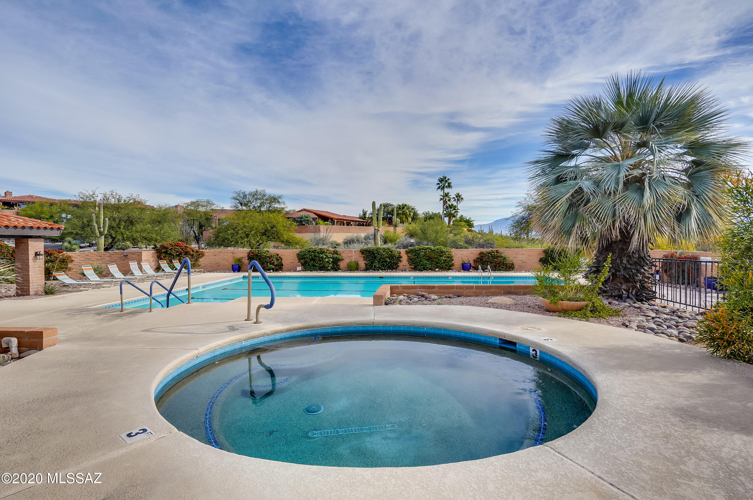 4150 N Camino Ferreo