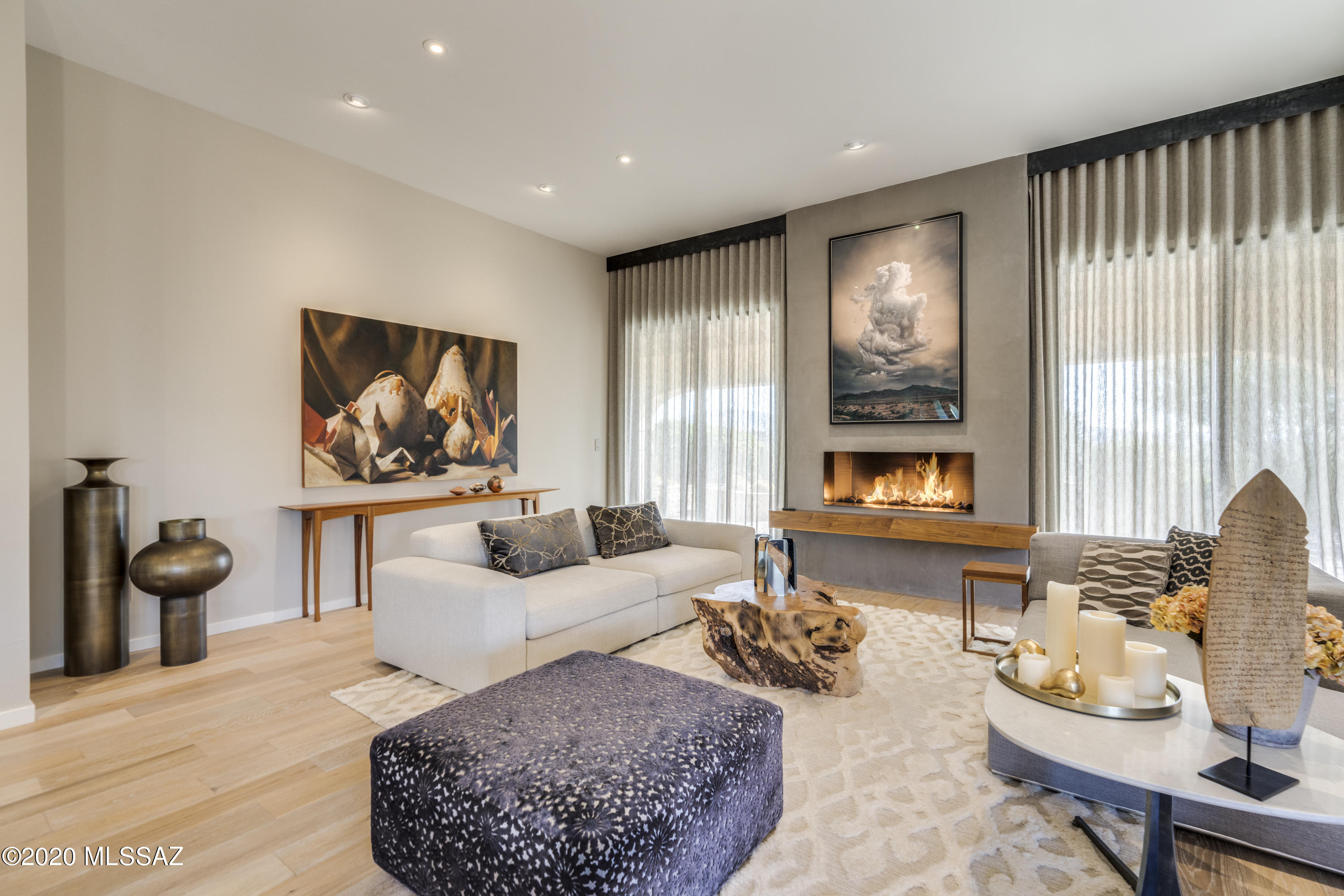 4150 N Camino Ferreo