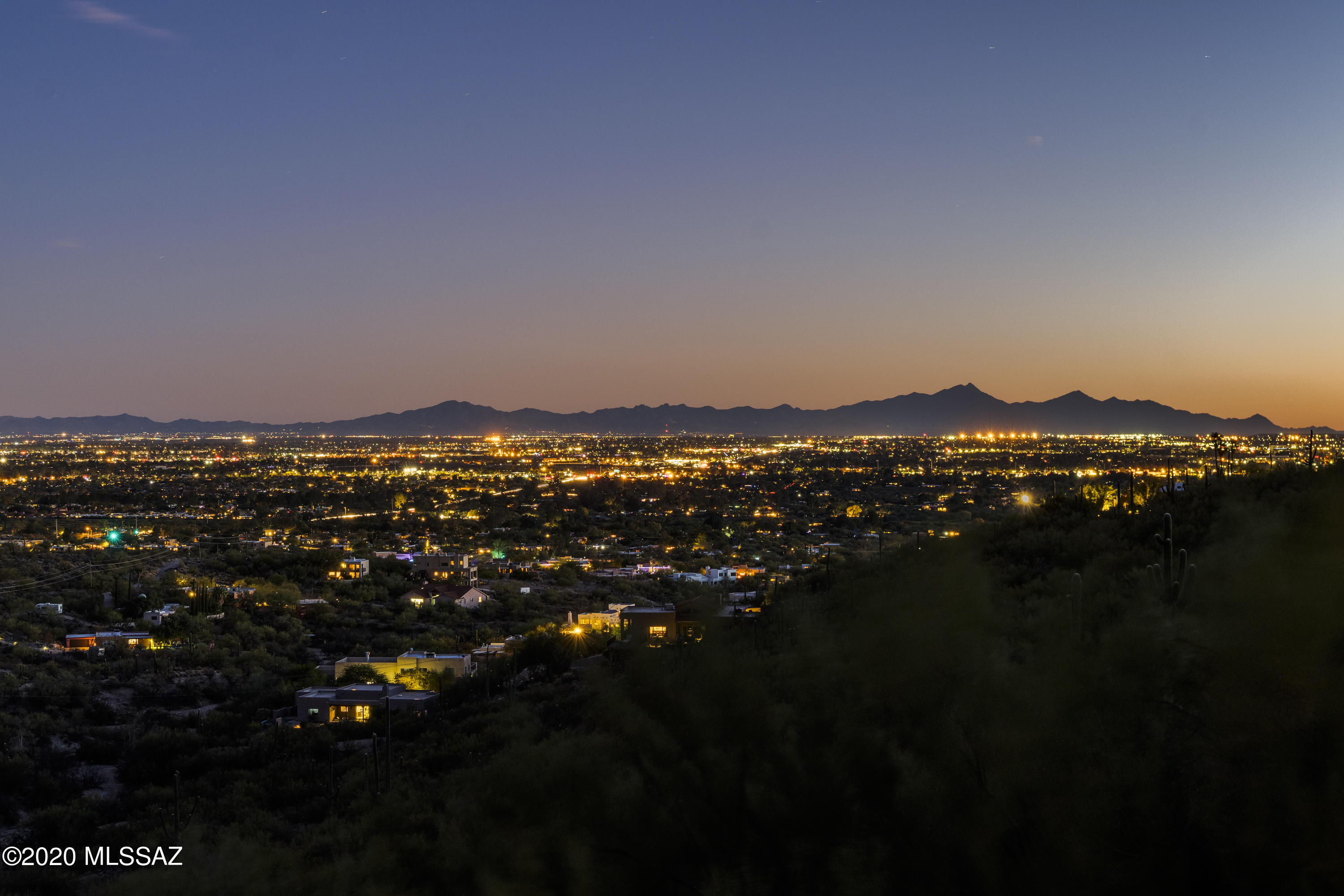 4150 N Camino Ferreo