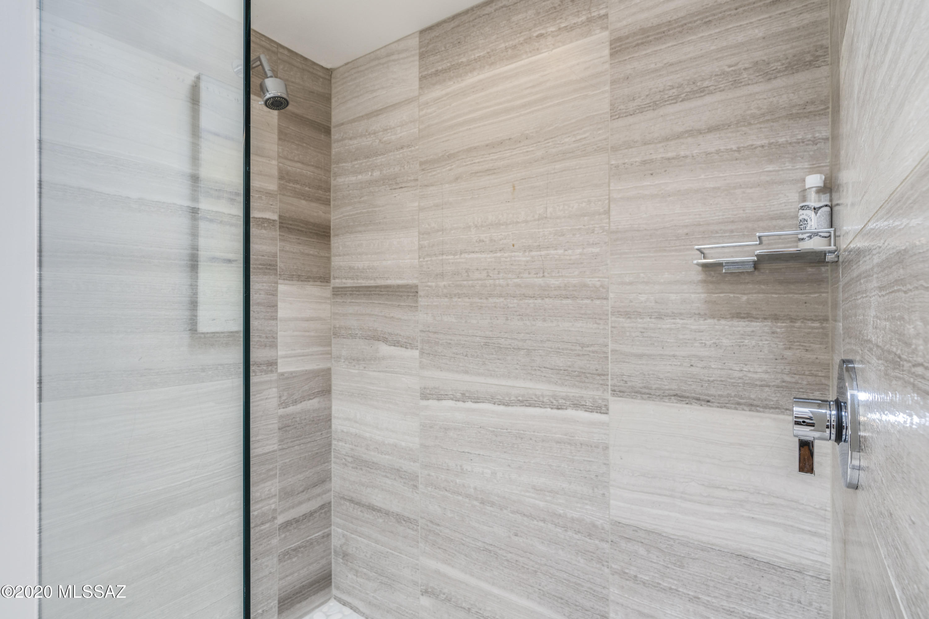 4150 N Camino Ferreo